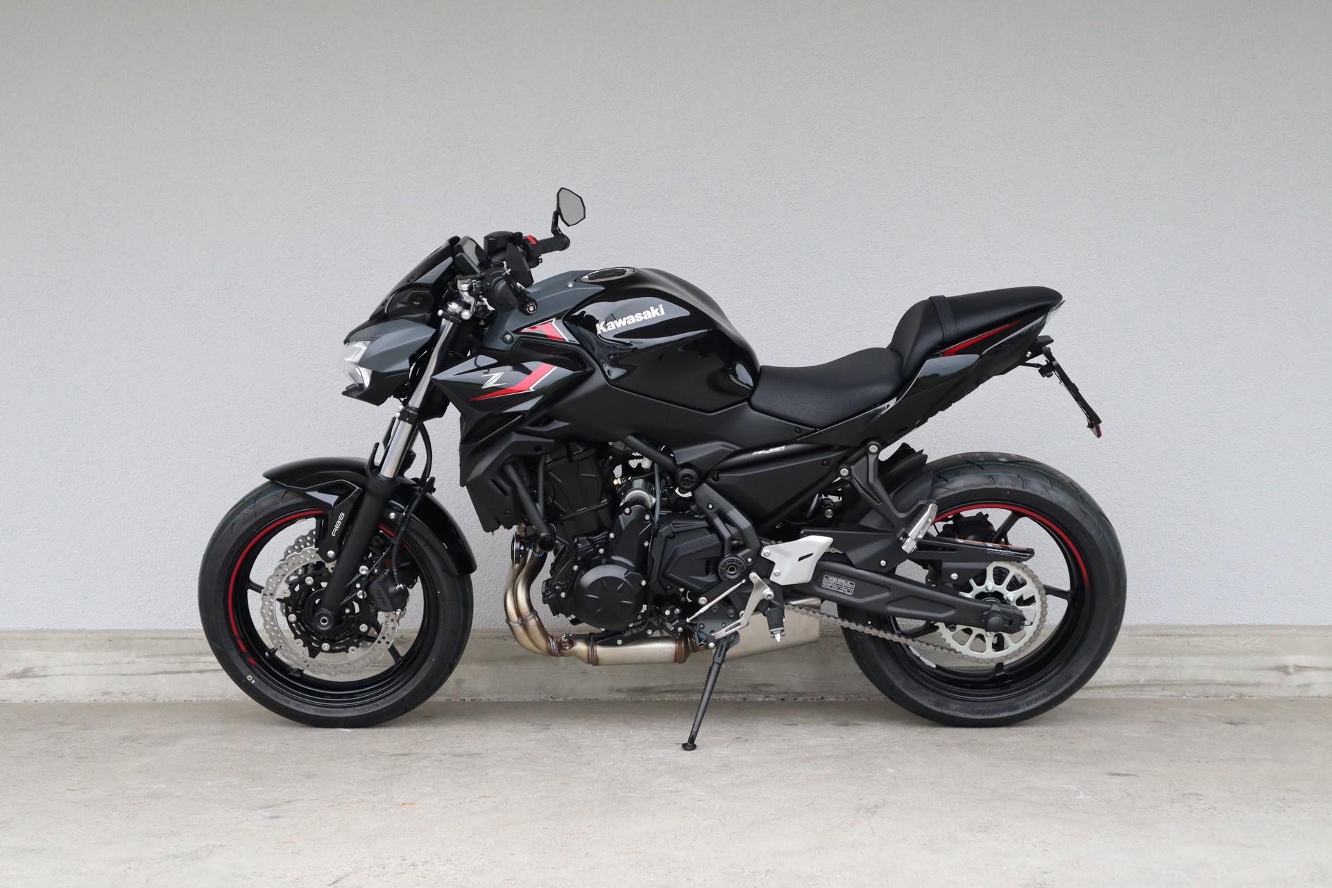 KAWASAKI Z 650-image-4