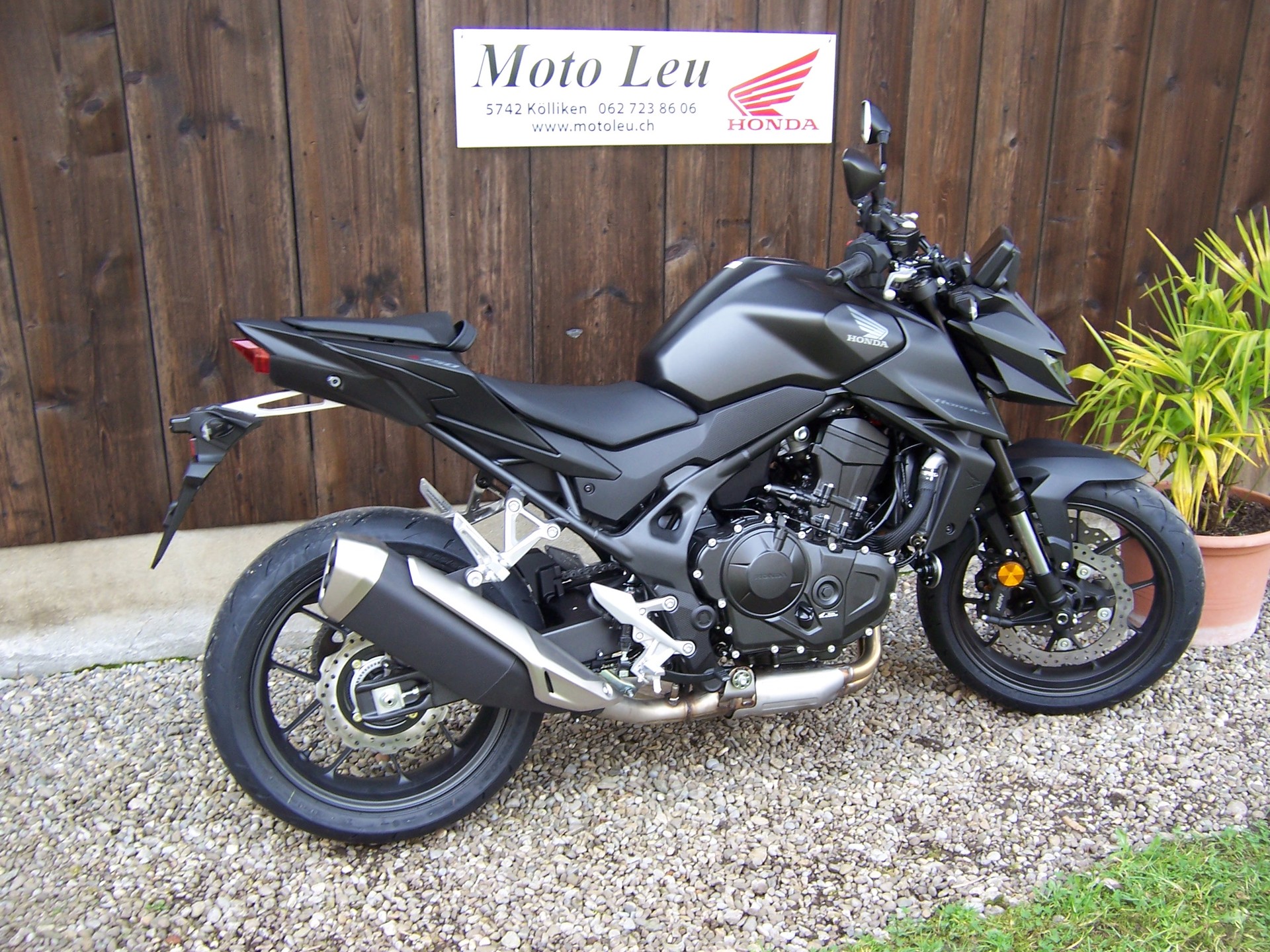 HONDA CB 750 Hornet-image-8