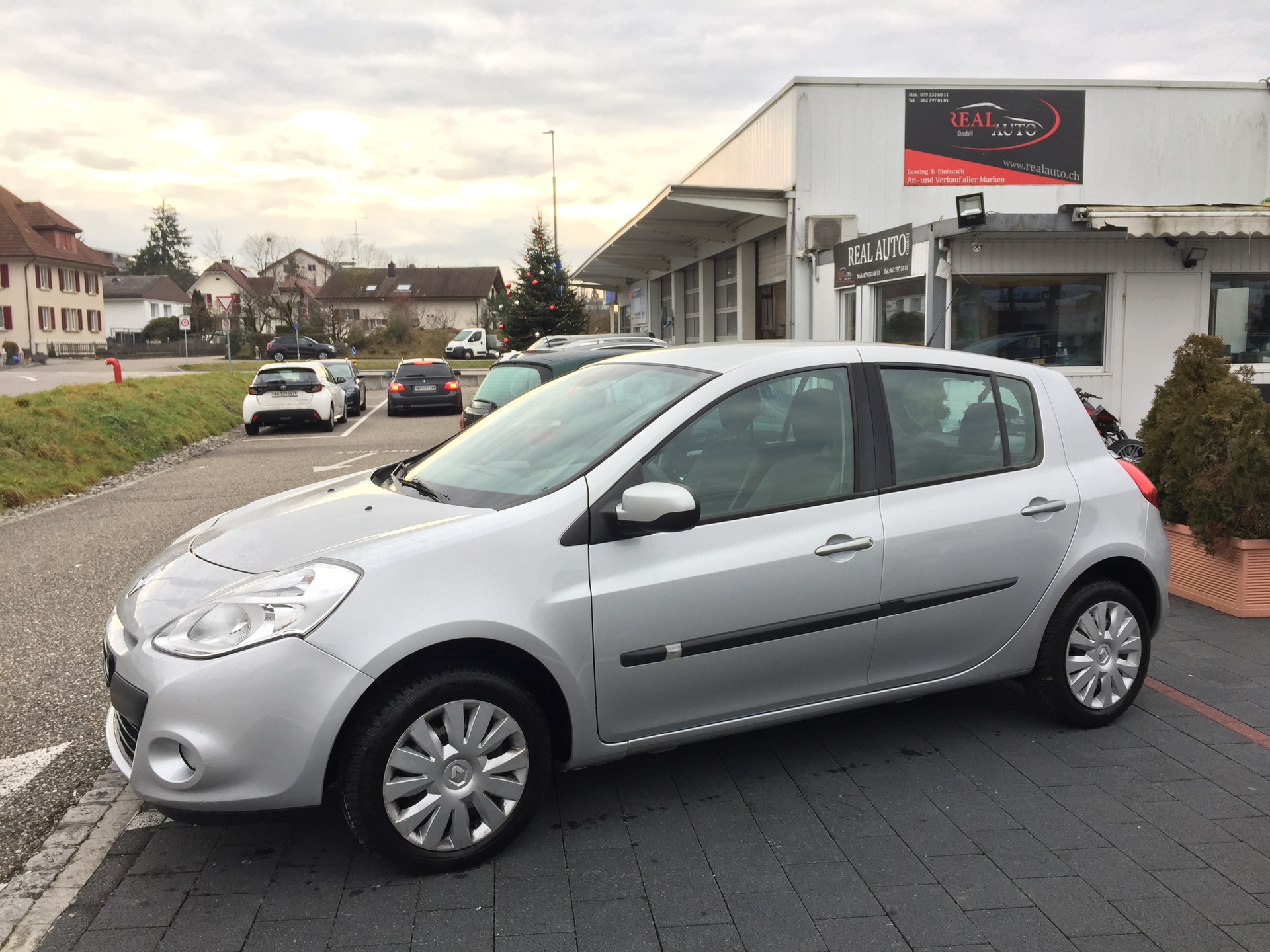 RENAULT Clio 1.2 16V Expression-image-14