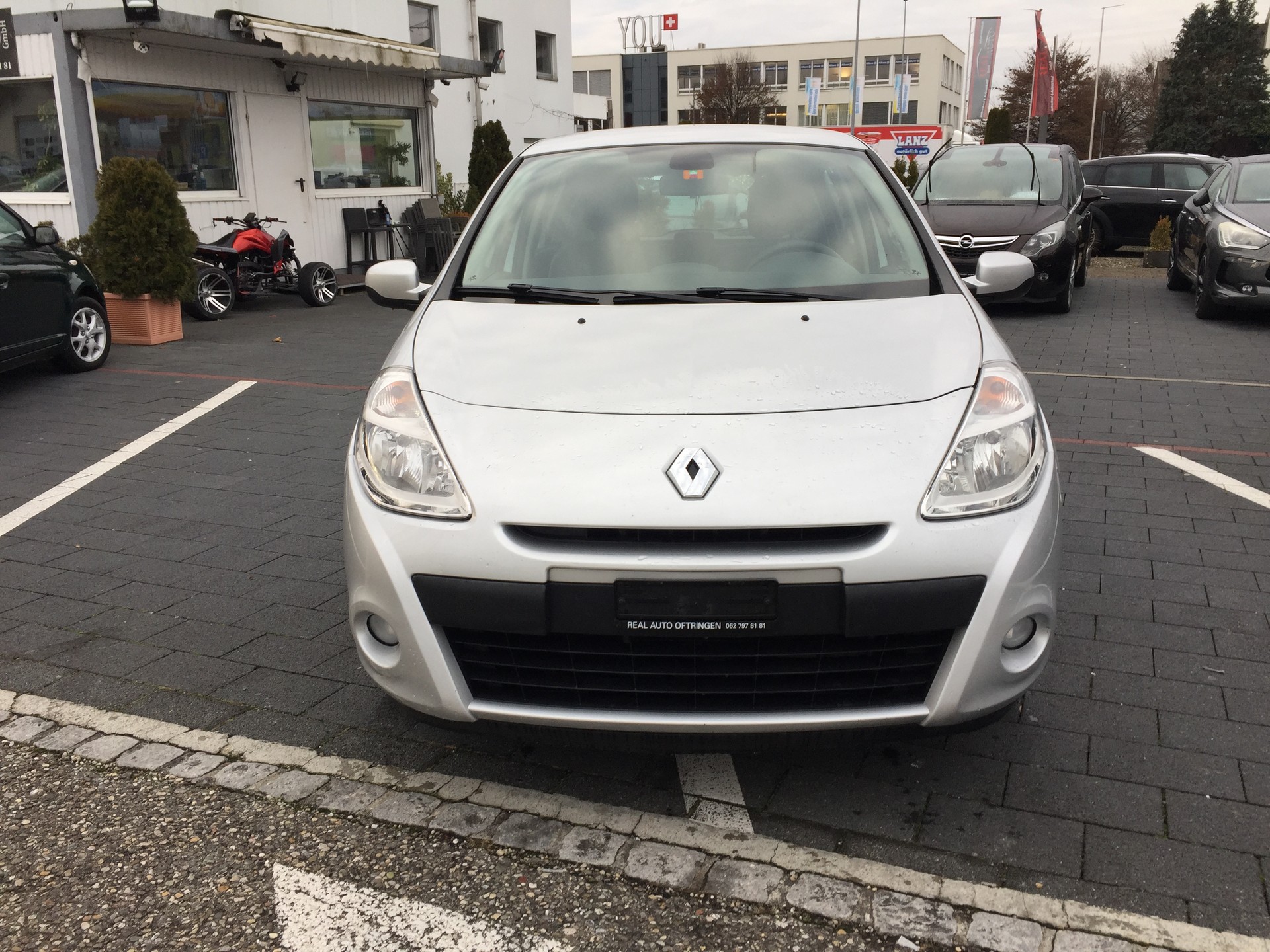 RENAULT Clio 1.2 16V Expression