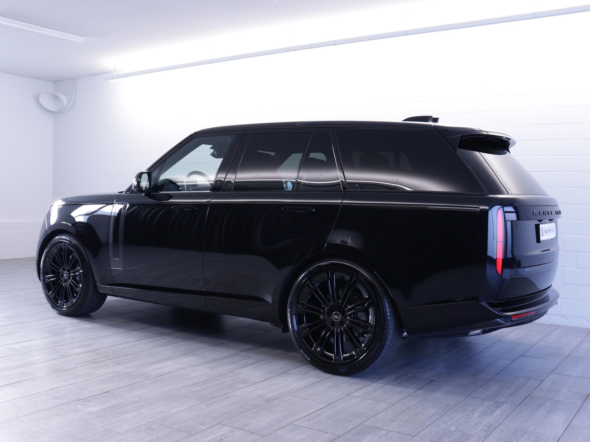 LAND ROVER Range Rover 3.0 D I6 350 HSE-showroom-element-2