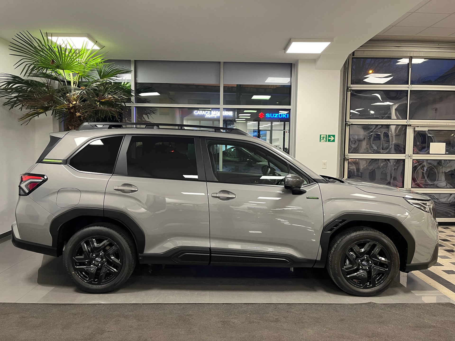 SUBARU Forester Station 2.0i e-Boxer-showroom-element-3