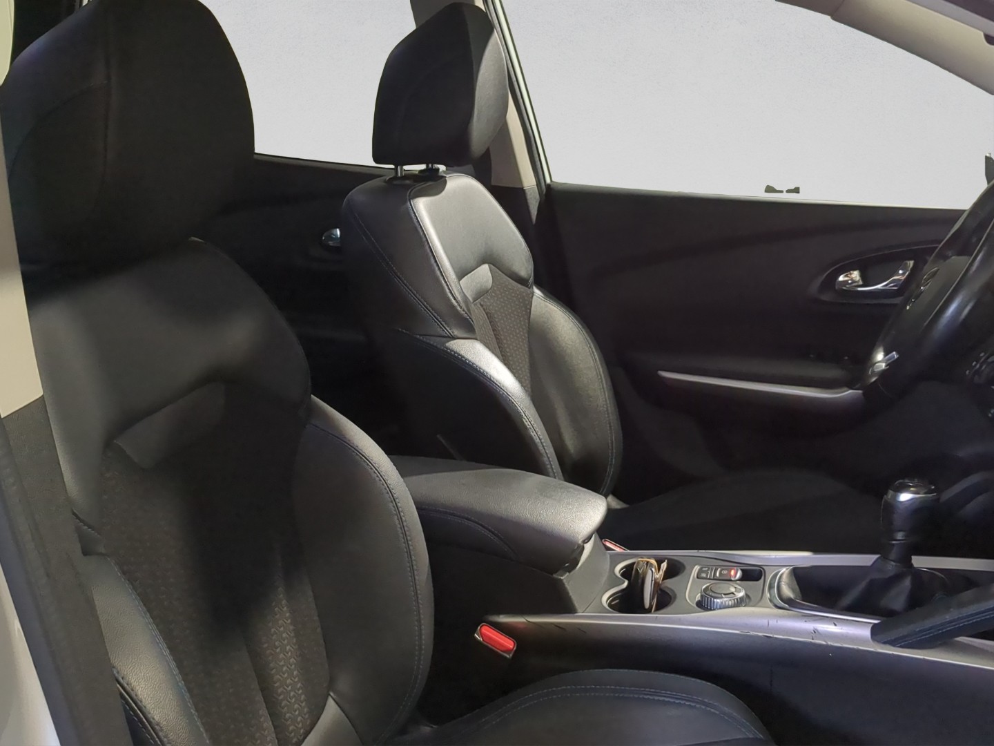 RENAULT Kadjar 1.6 dCi Intens 4x4-image-12
