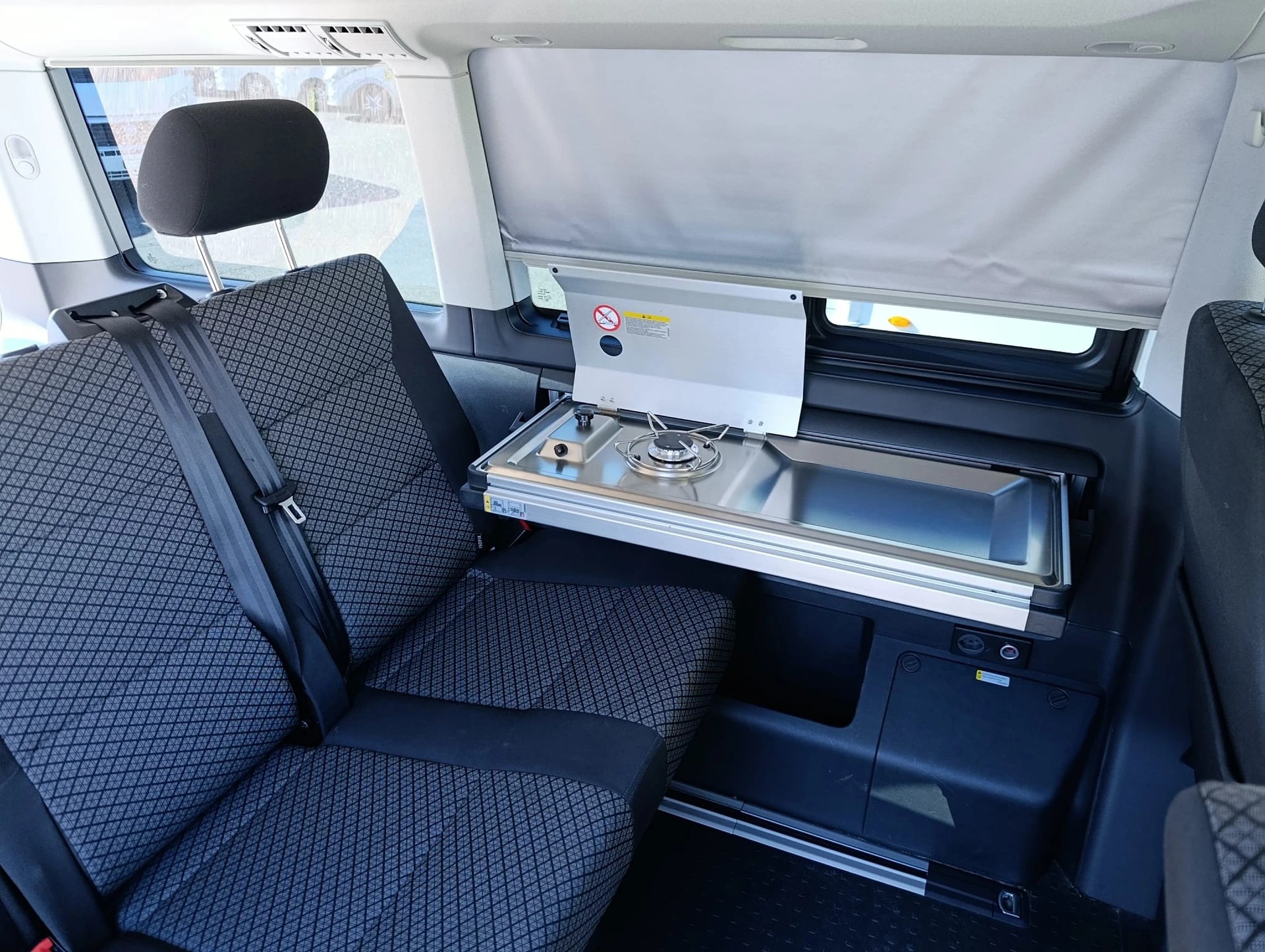VW T6.1 California 2.0 TDI Beach Liberty Spirit DSG | 8x bereift | AHK | Veloträger | neue Batterie | MFK-image-12