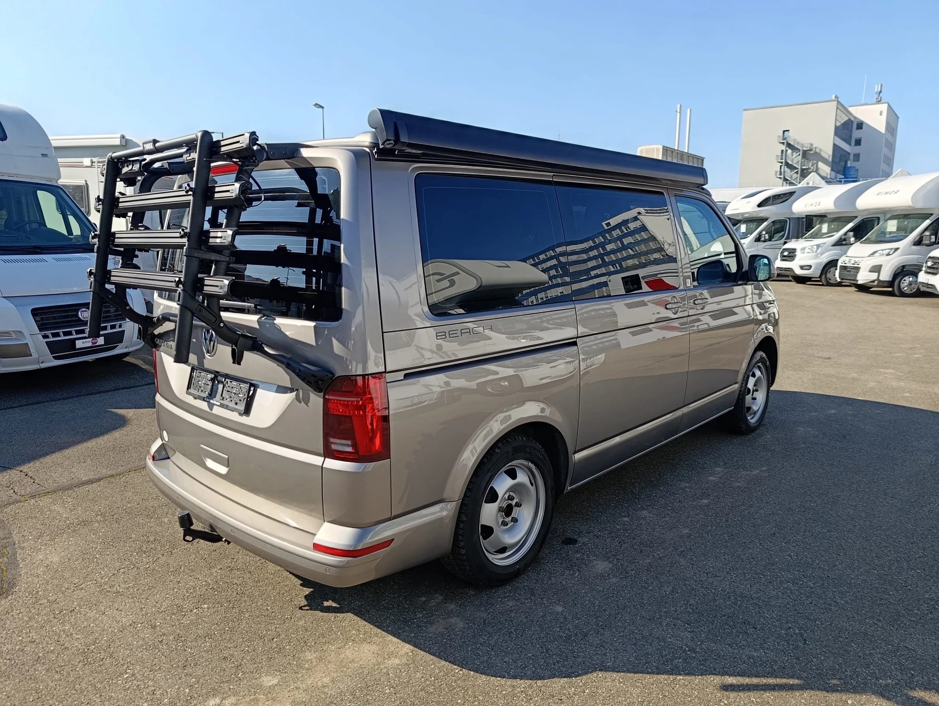 VW T6.1 California 2.0 TDI Beach Liberty Spirit DSG | 8x bereift | AHK | Veloträger | neue Batterie | MFK-image-2