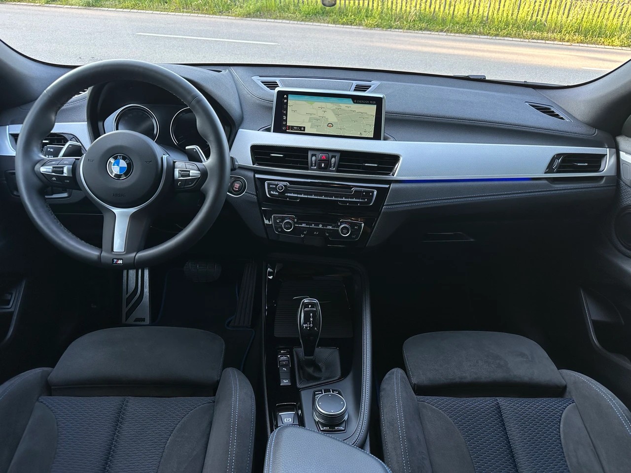 BMW X2 xDrive 20d M Sport Steptronic-image-11