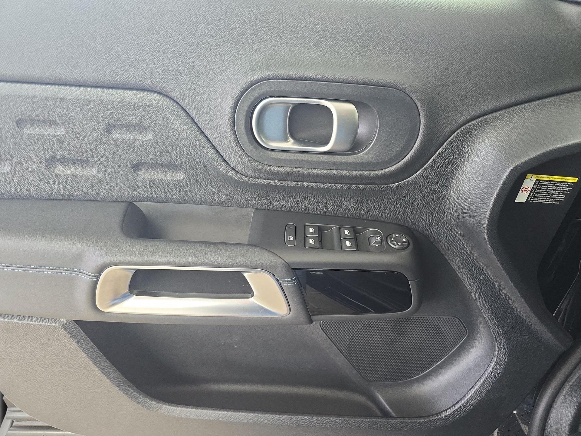 CITROEN C5 Aircross 1.6 Plug-in Hybrid Shine / Jetzt mit attraktivem 1.99% Leasing-image-17