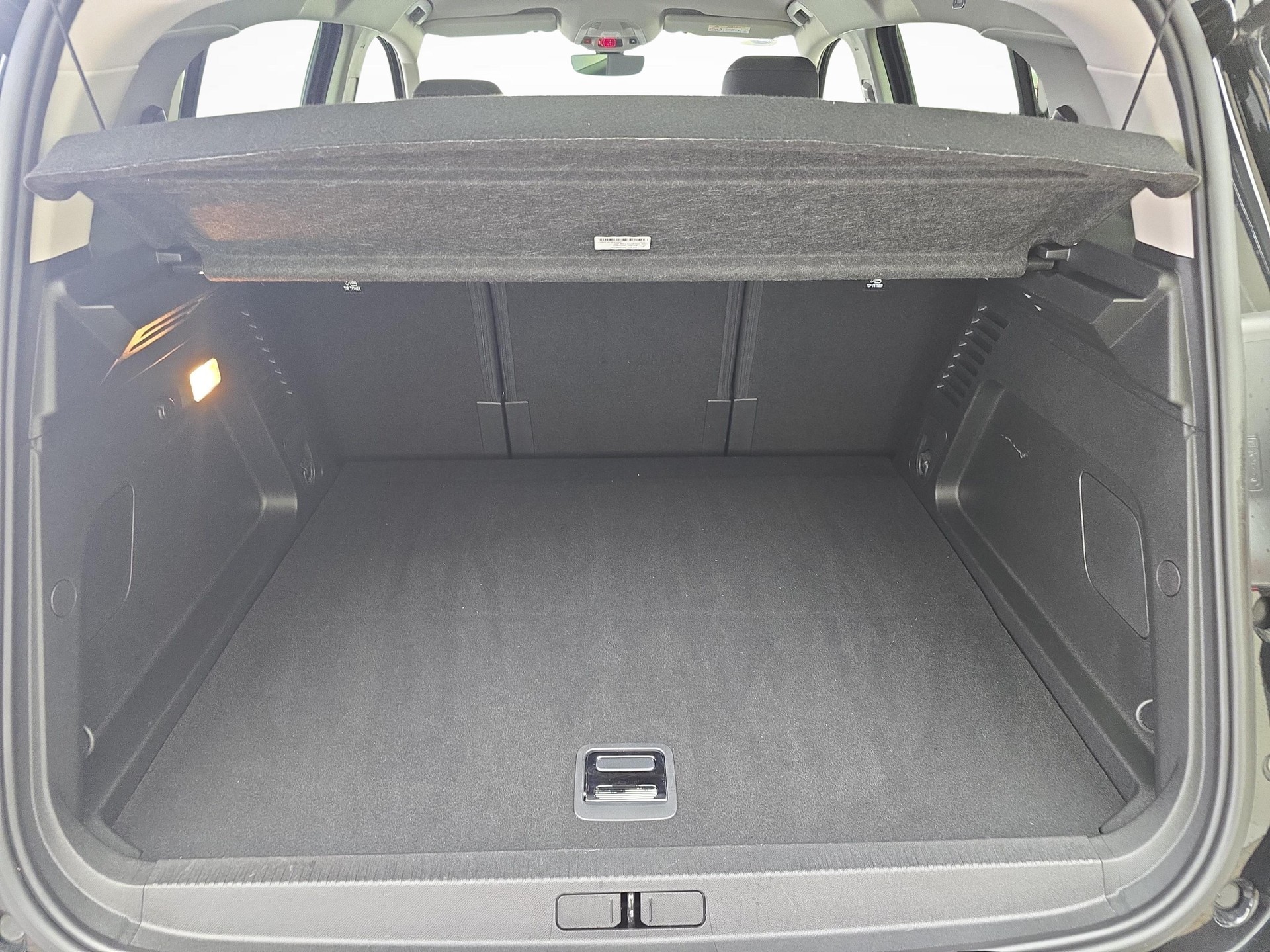 CITROEN C5 Aircross 1.6 Plug-in Hybrid Shine / Jetzt mit attraktivem 1.99% Leasing-image-11