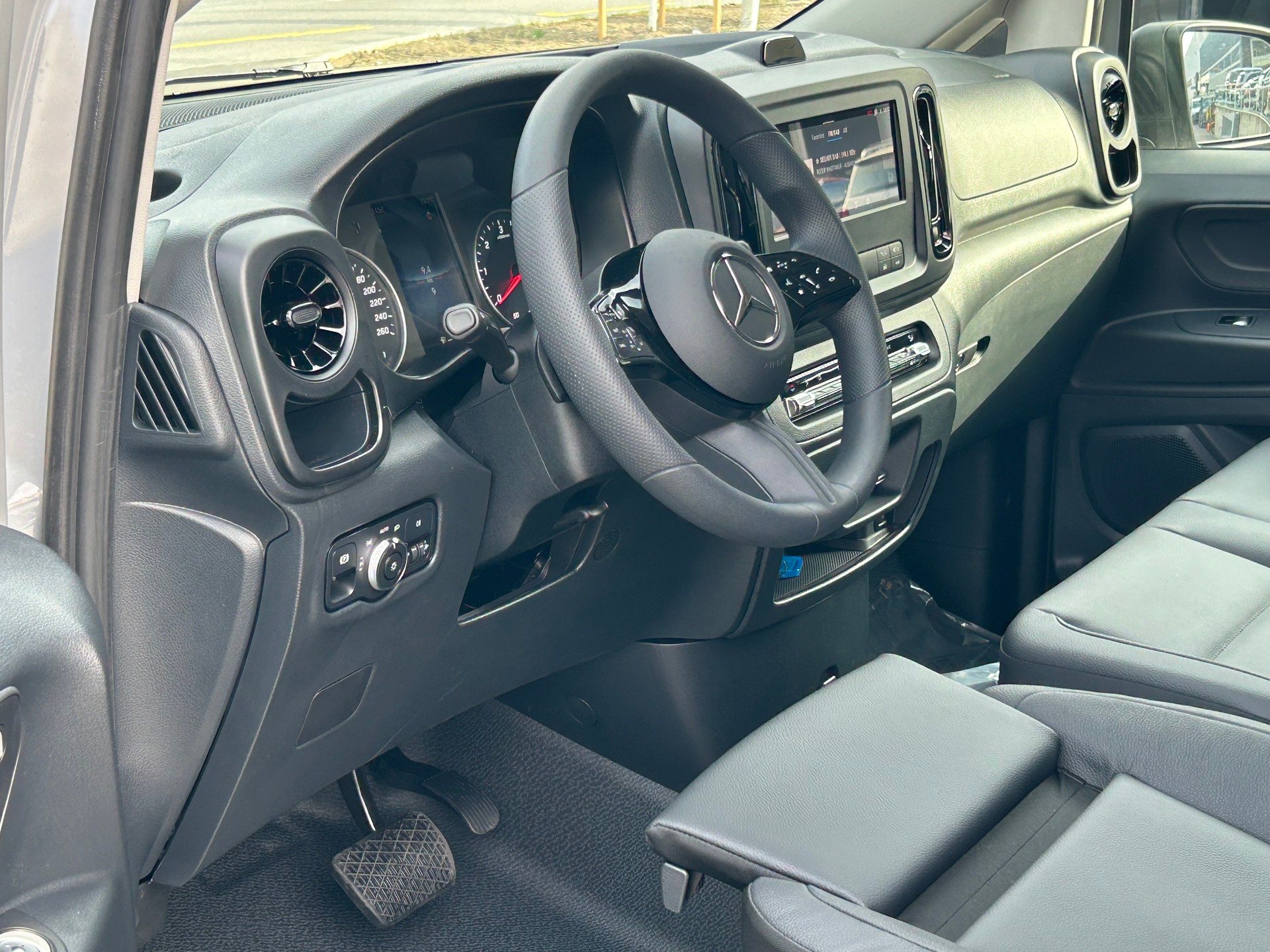 MERCEDES-BENZ Vito 114 KA PRO Lang WORKER 4MATIC-image-13