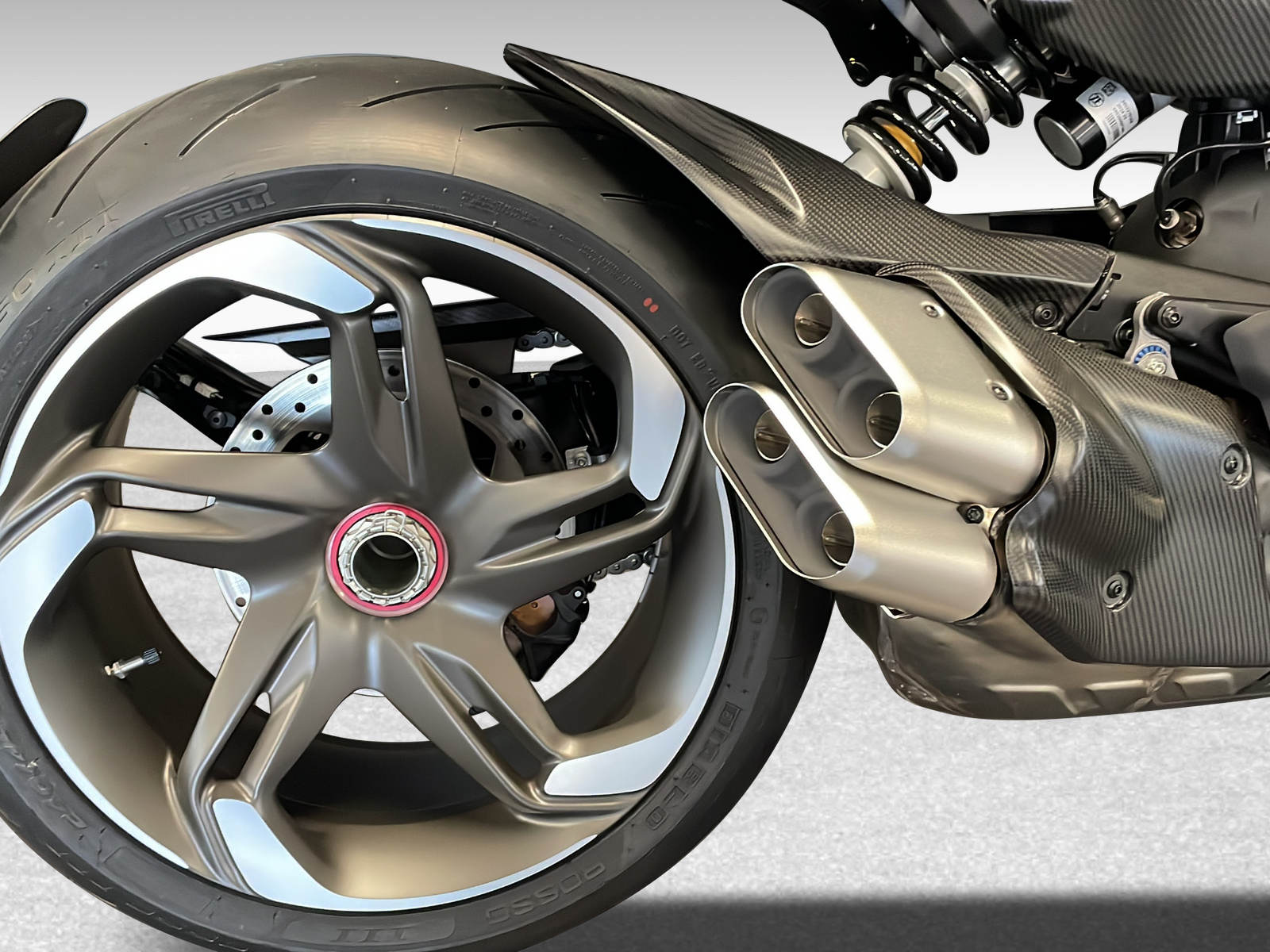 DUCATI 1160 Diavel V4 Diavel For Bentley-image-10