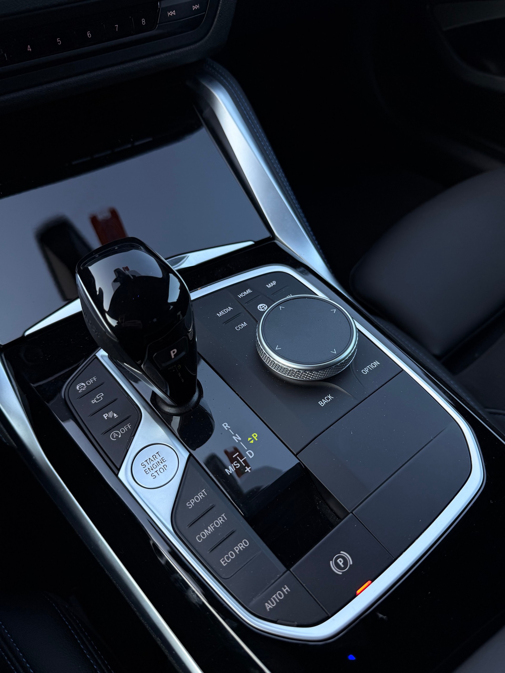 BMW 230i M Sport-image-13
