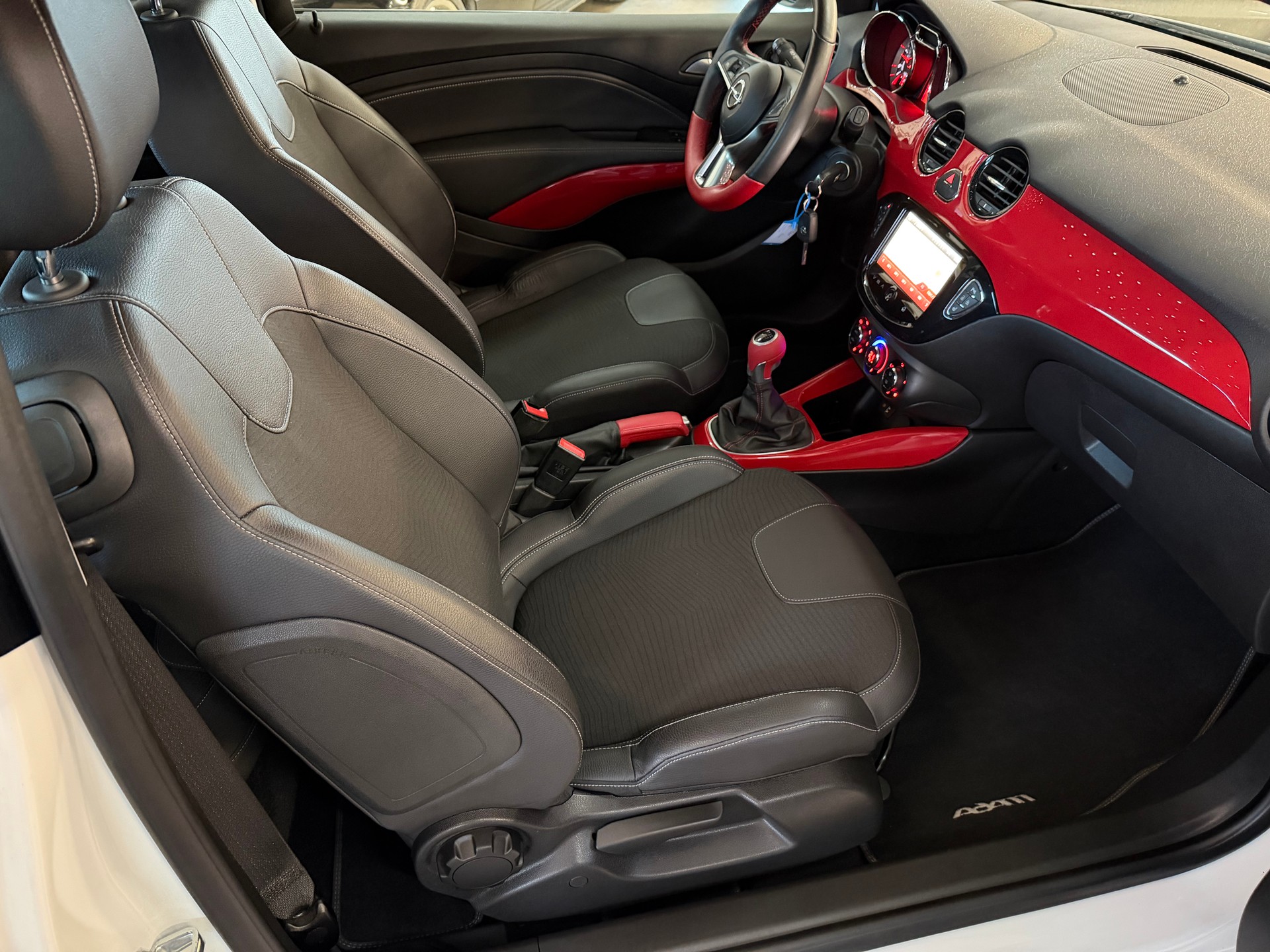 OPEL Adam 1.4 ecoFLEX GLAM-image-10