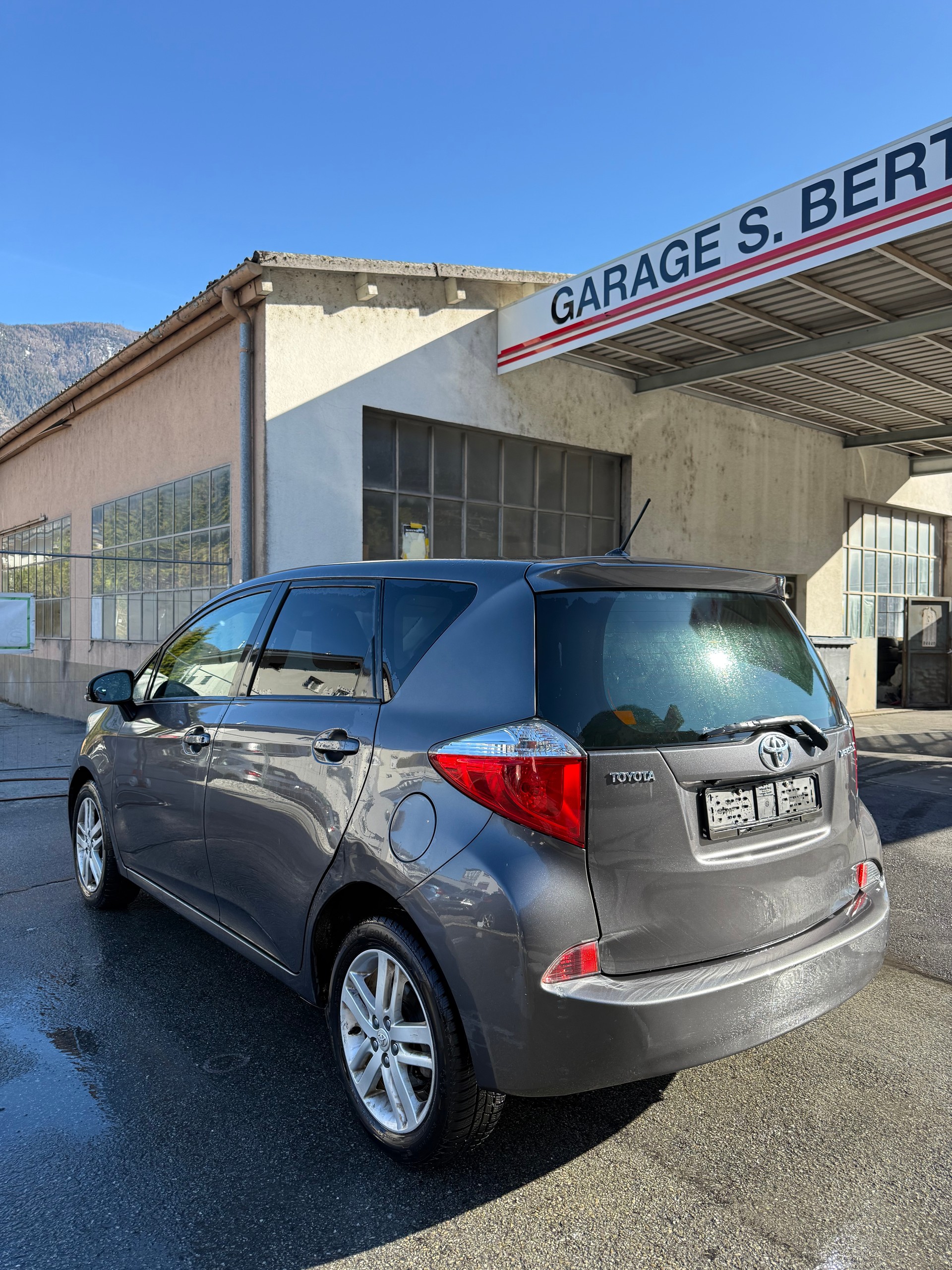TOYOTA Verso-S 1.33 Linea Terra Multidrive S-image-4