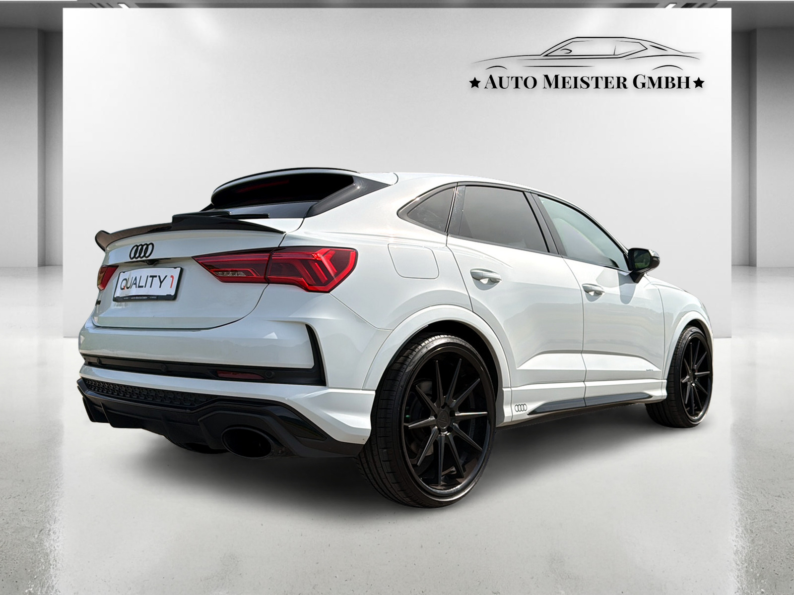 AUDI RS Q3 Sportback quattro S tronic-image-3