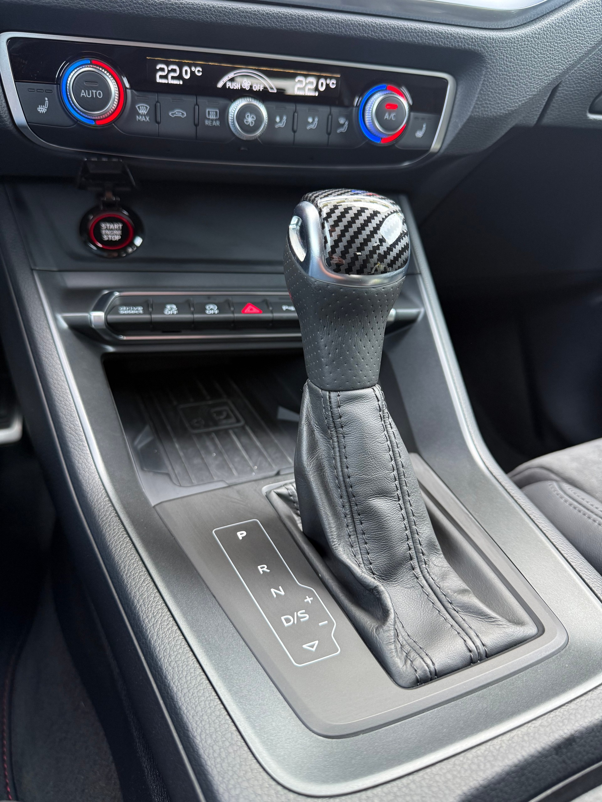 AUDI RS Q3 Sportback quattro S tronic-image-10