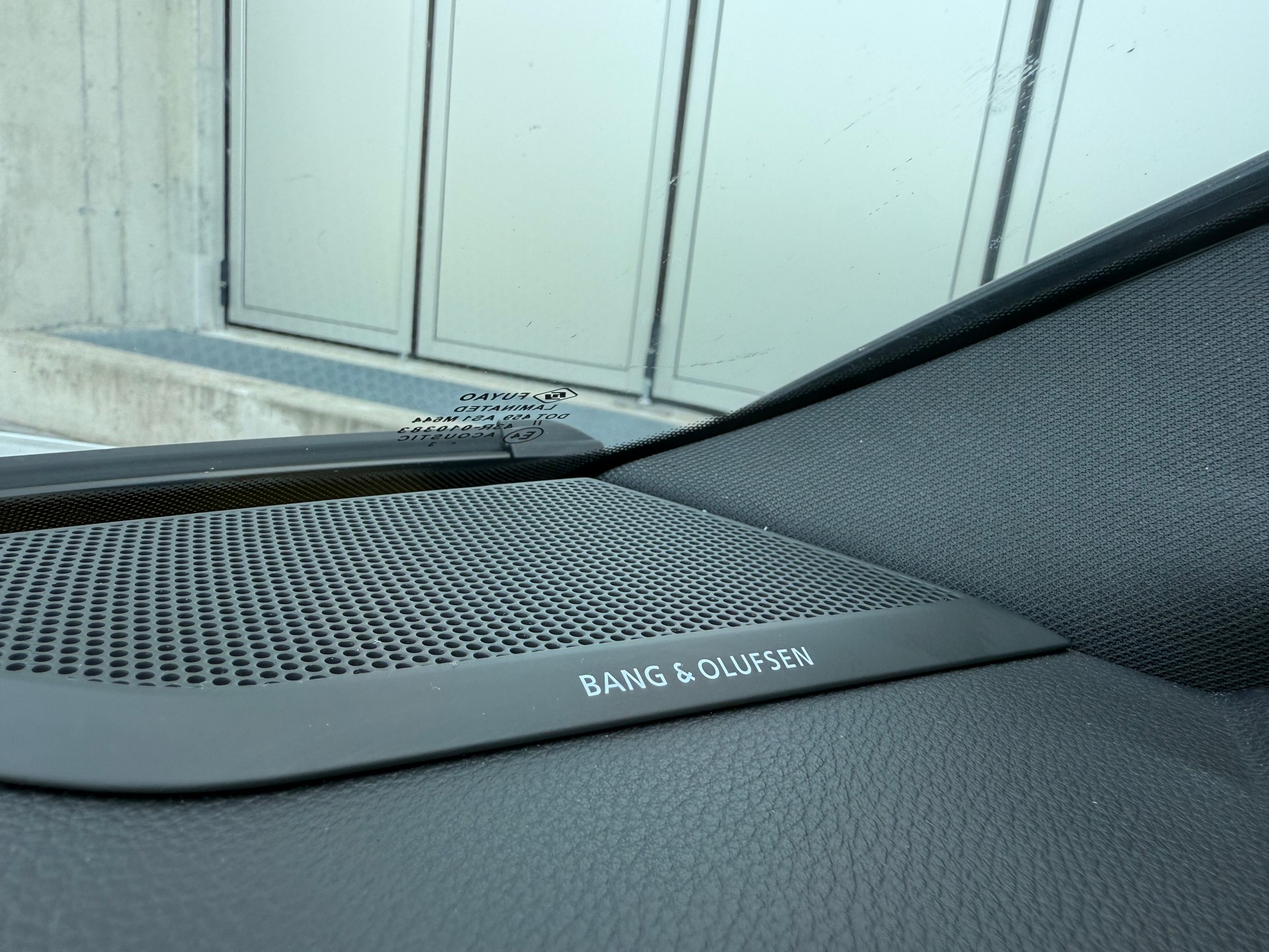 AUDI RS Q3 Sportback quattro S tronic-image-13