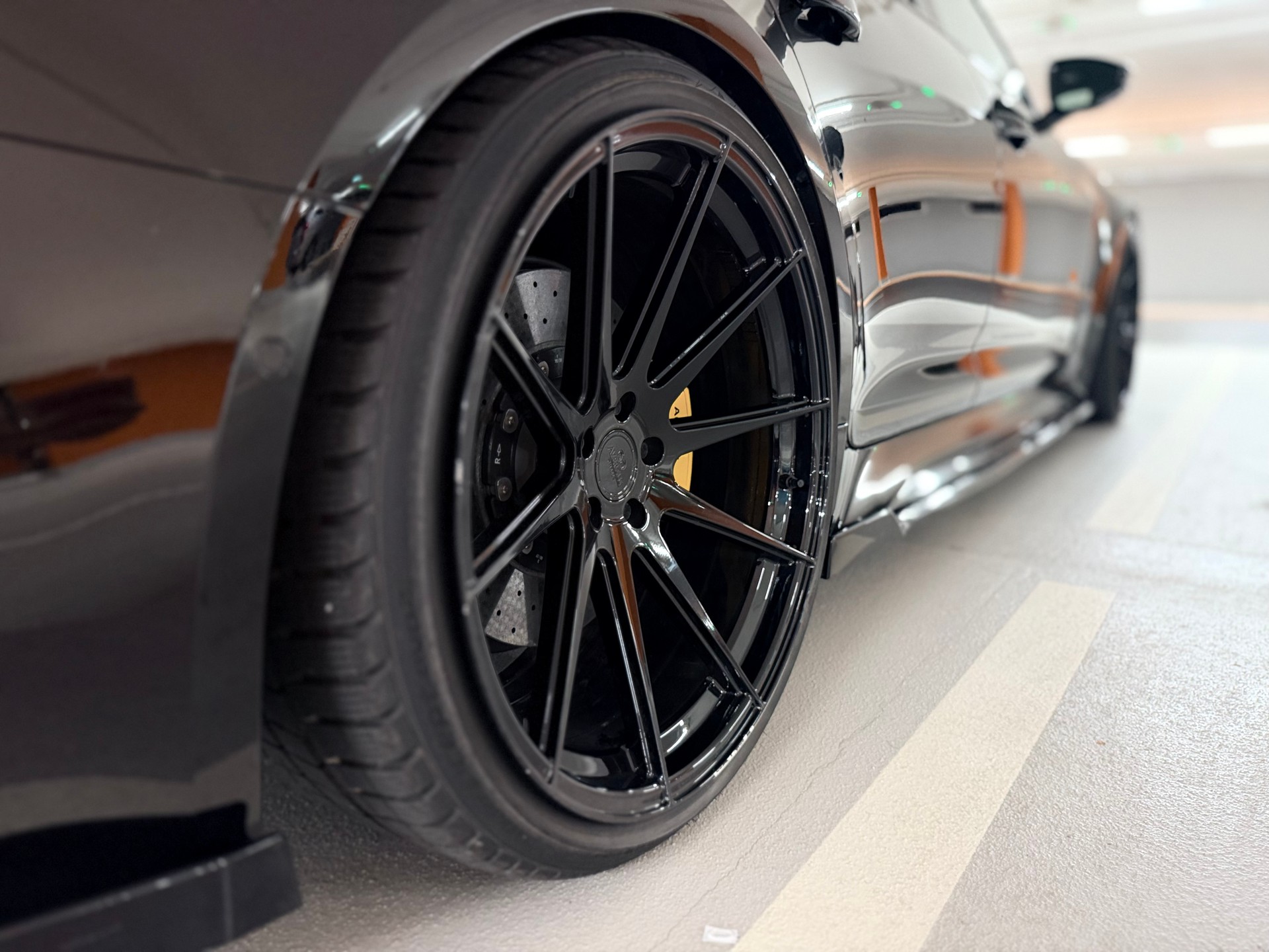 AUDI RS6 Avant 4.0 TFSI V8 quattro-image-14