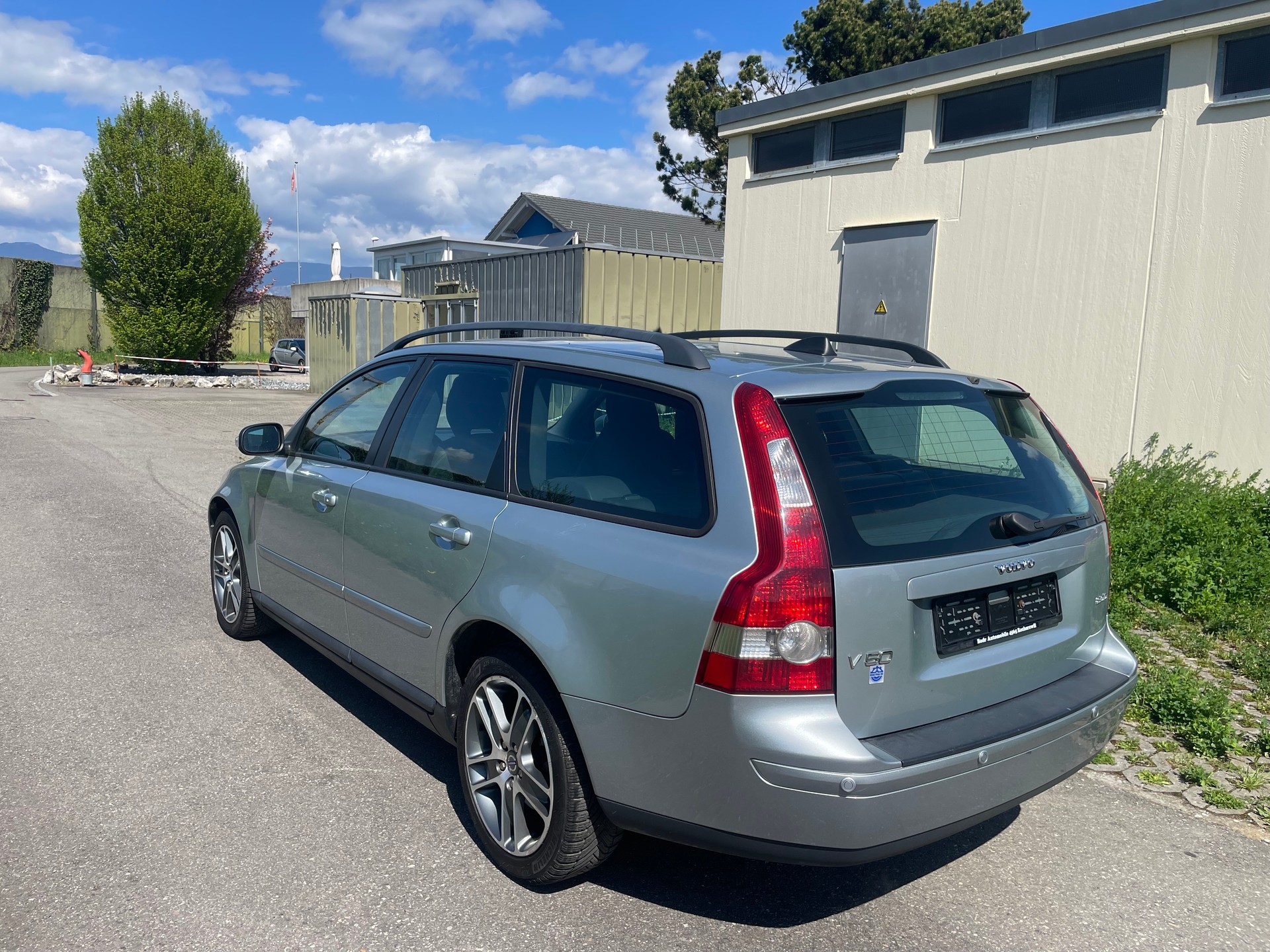 VOLVO V50 2.0D Kinetic-image-5