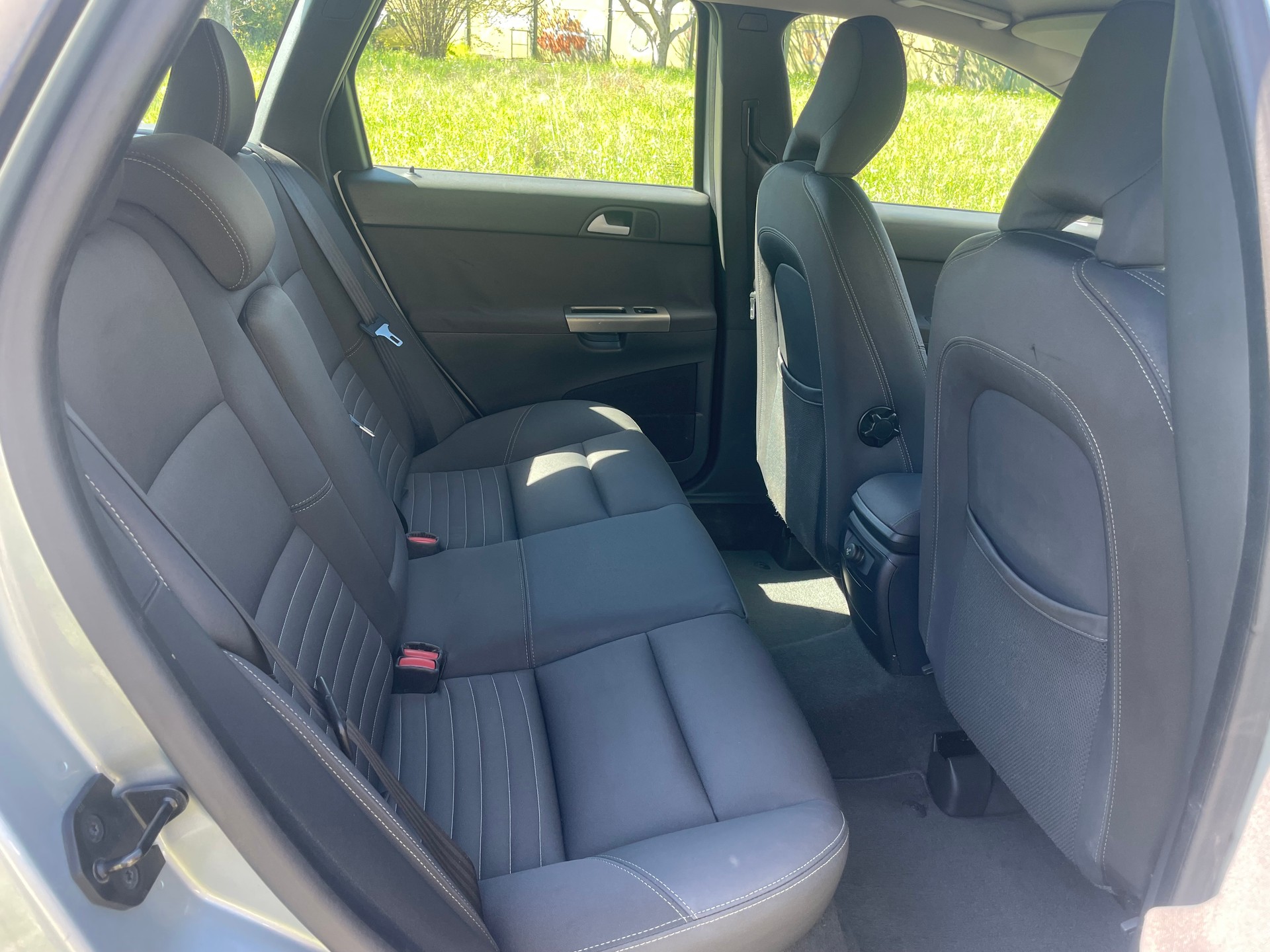 VOLVO V50 2.0D Kinetic-image-8