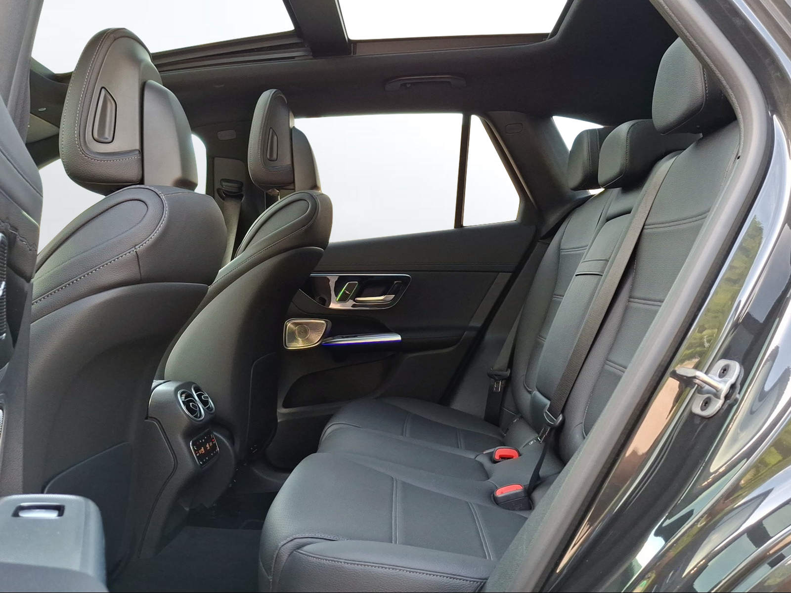 MERCEDES-BENZ GLC 400 e 4Matic 9G-Tronic-image-11