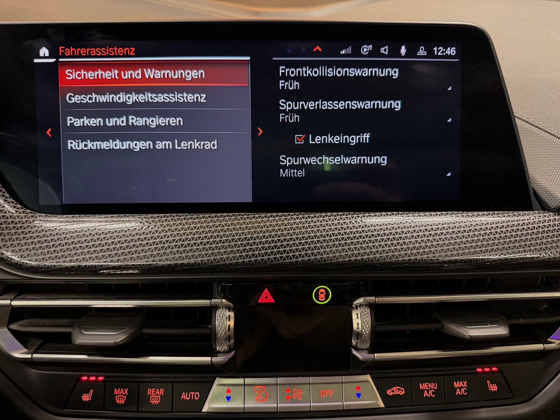 BMW M135i xDrive M Sport Pro Steptronic | Vollausstattung | Frisch ab Service | Frisch ab MFK | CarVertical | Garantie-image-21
