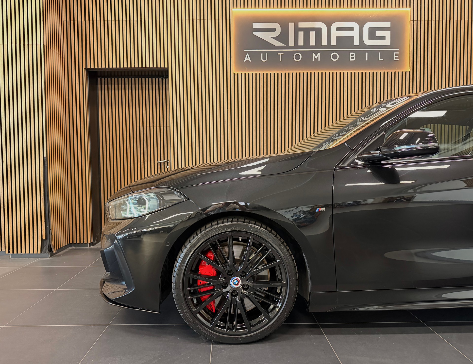 BMW M135i xDrive M Sport Pro Steptronic | Vollausstattung | Frisch ab Service | Frisch ab MFK | CarVertical | Garantie-image-5