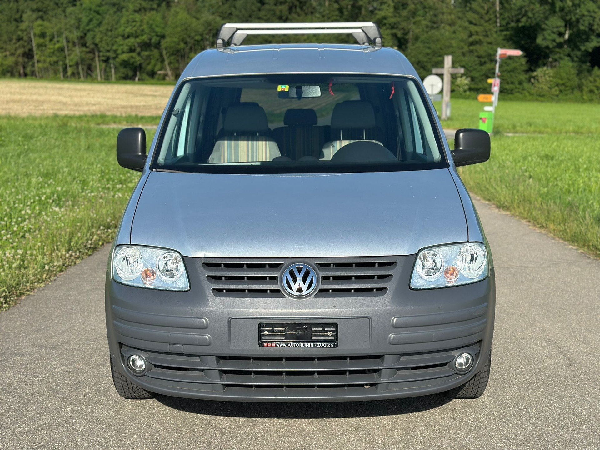 VW Caddy Life 1.9TDI PD-showroom-element-2