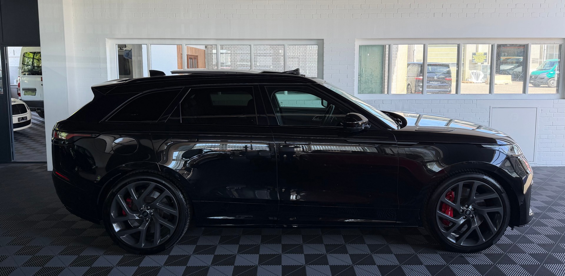 LAND ROVER Range Rover Velar SV Autobiography Dyn. Edition A.-showroom-element-1