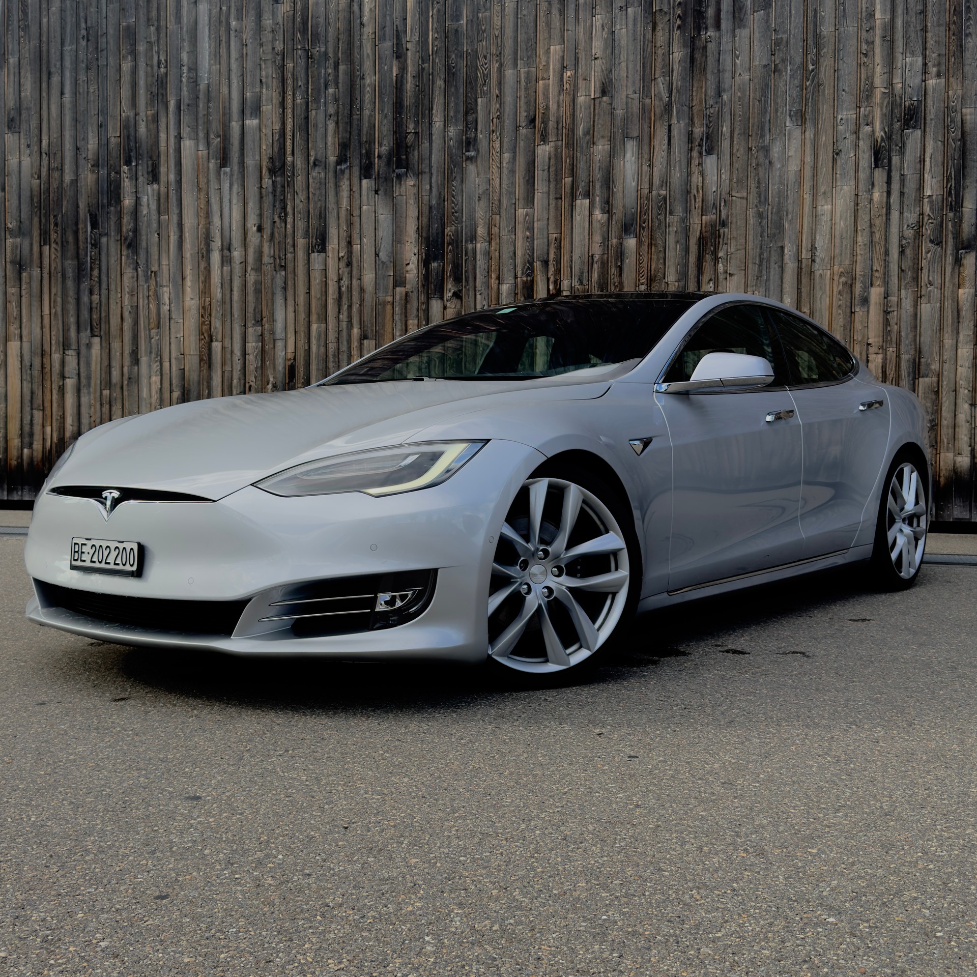 TESLA 75 D FREE SUPERCHARGER Laden Gratis