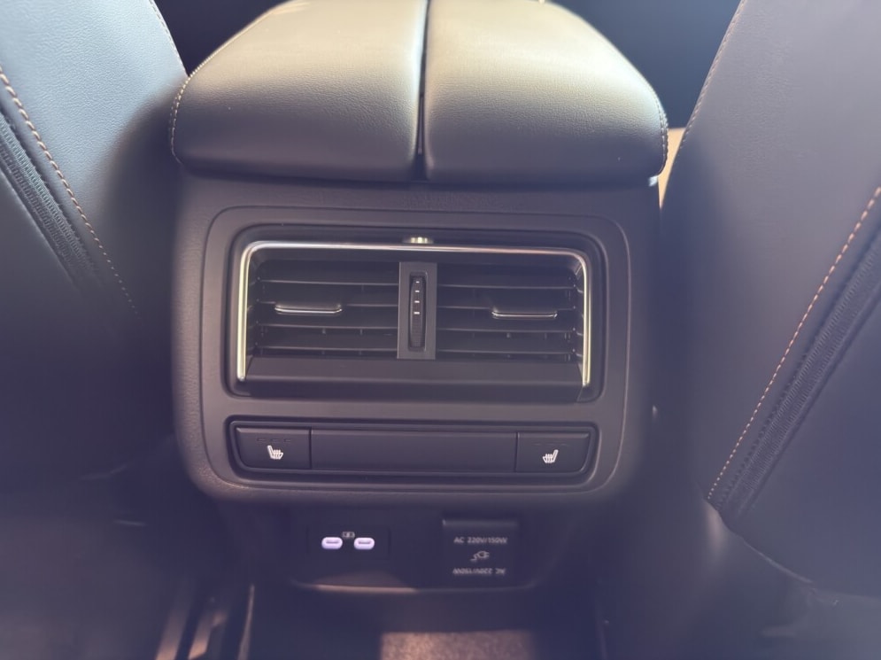 MAZDA CX-60 e-Skyactiv PHEV 327 AWD Homura Plus-image-11