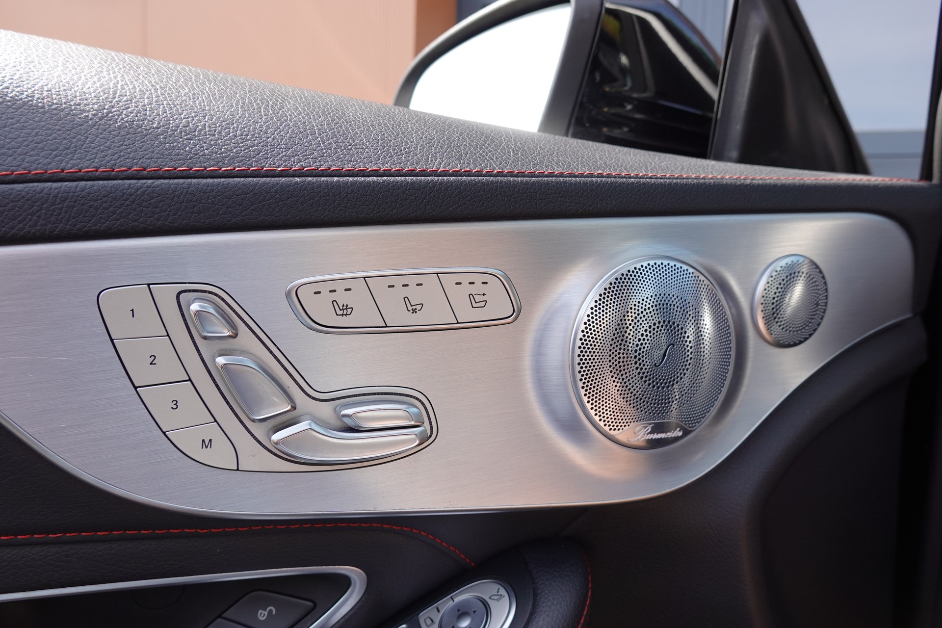 MERCEDES-BENZ C 43 Cabriolet AMG 4Matic -" Pack AMG * Sièges Electriques/Chauffant/aéré * GPS * intérieur carbone * Son Burmester *-image-23