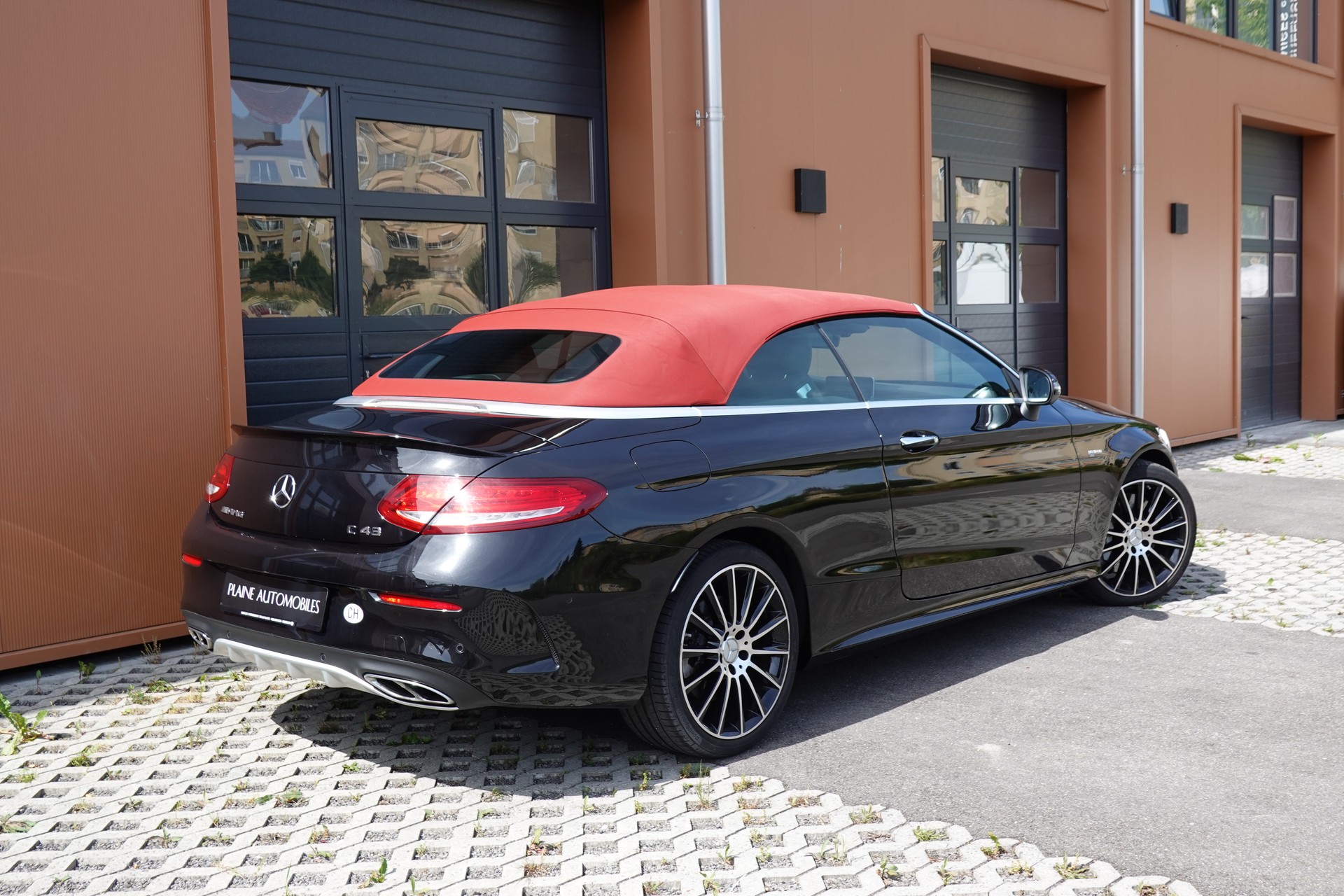 MERCEDES-BENZ C 43 Cabriolet AMG 4Matic -" Pack AMG * Sièges Electriques/Chauffant/aéré * GPS * intérieur carbone * Son Burmester *-image-6