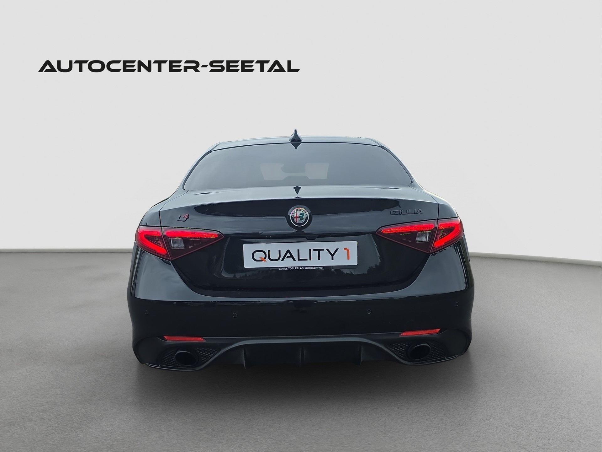 ALFA ROMEO Giulia 2.0 Veloce Q4 Automatic-image-7