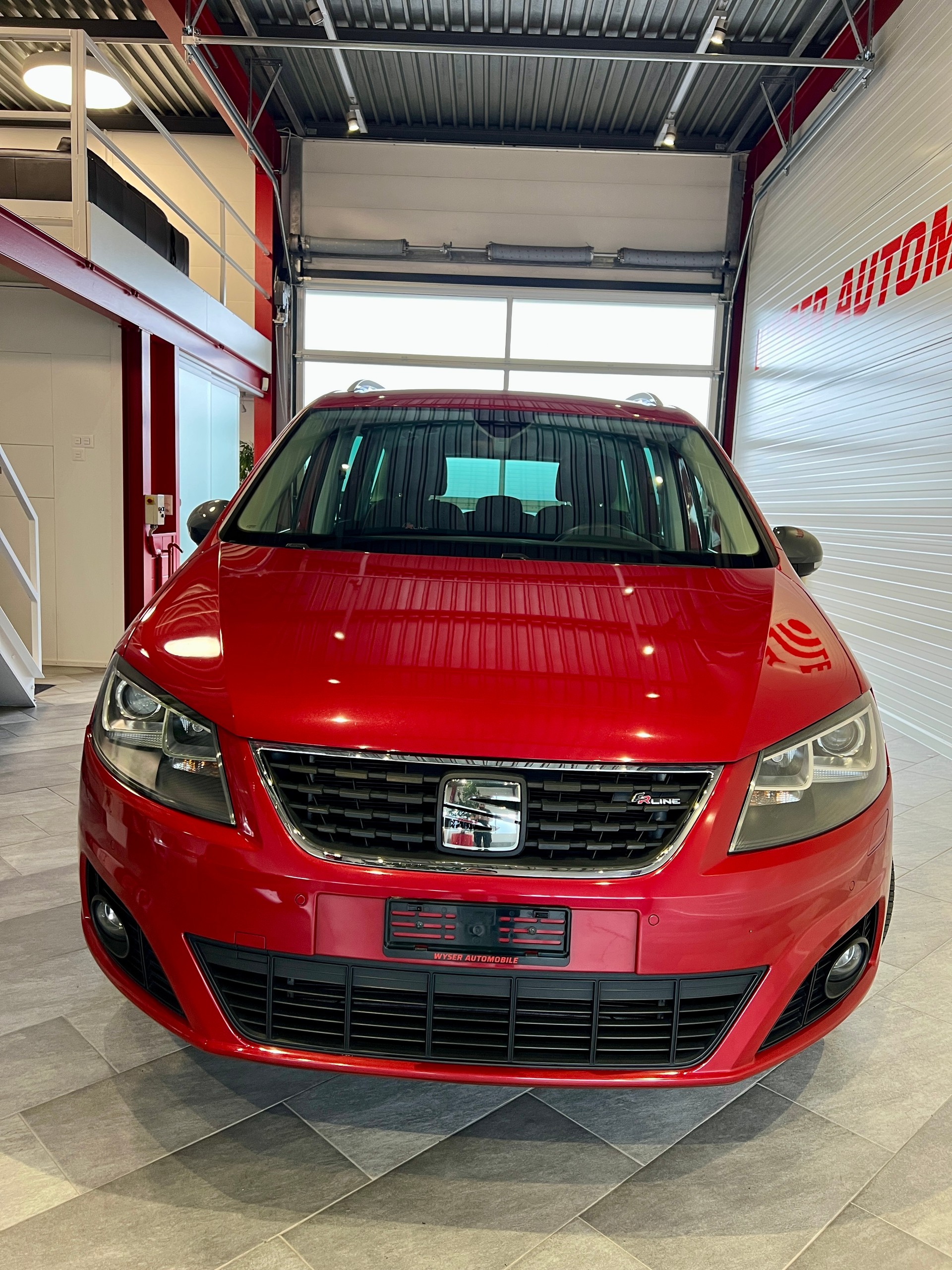 SEAT Alhambra 2.0 TDI 4Drive SWISS FR-showroom-element-2