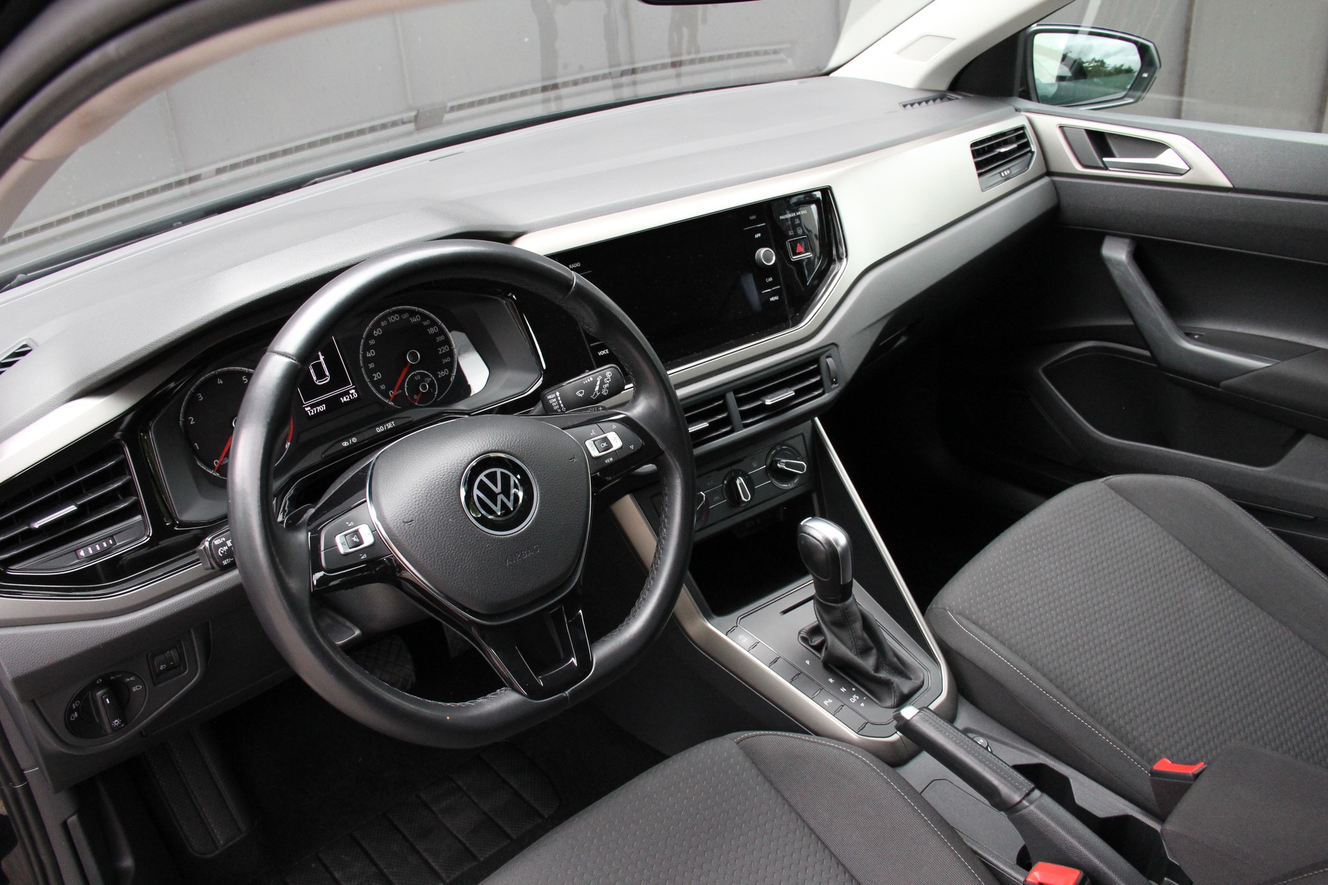 VW Polo 1.0 TSI BMT Comfortline DSG-image-7