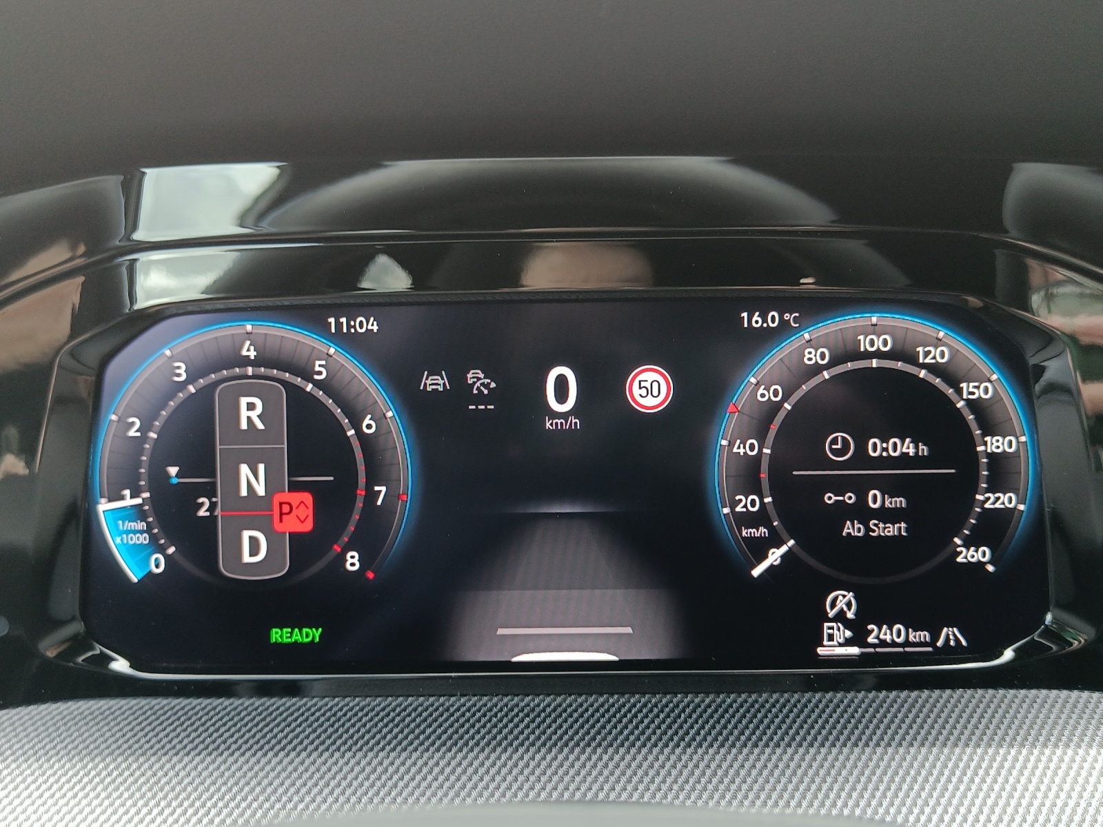 VW Golf VIII 1.5 eTSI R-Line DSG Black Style*5J Garantie*8-Fach Räder*-image-16