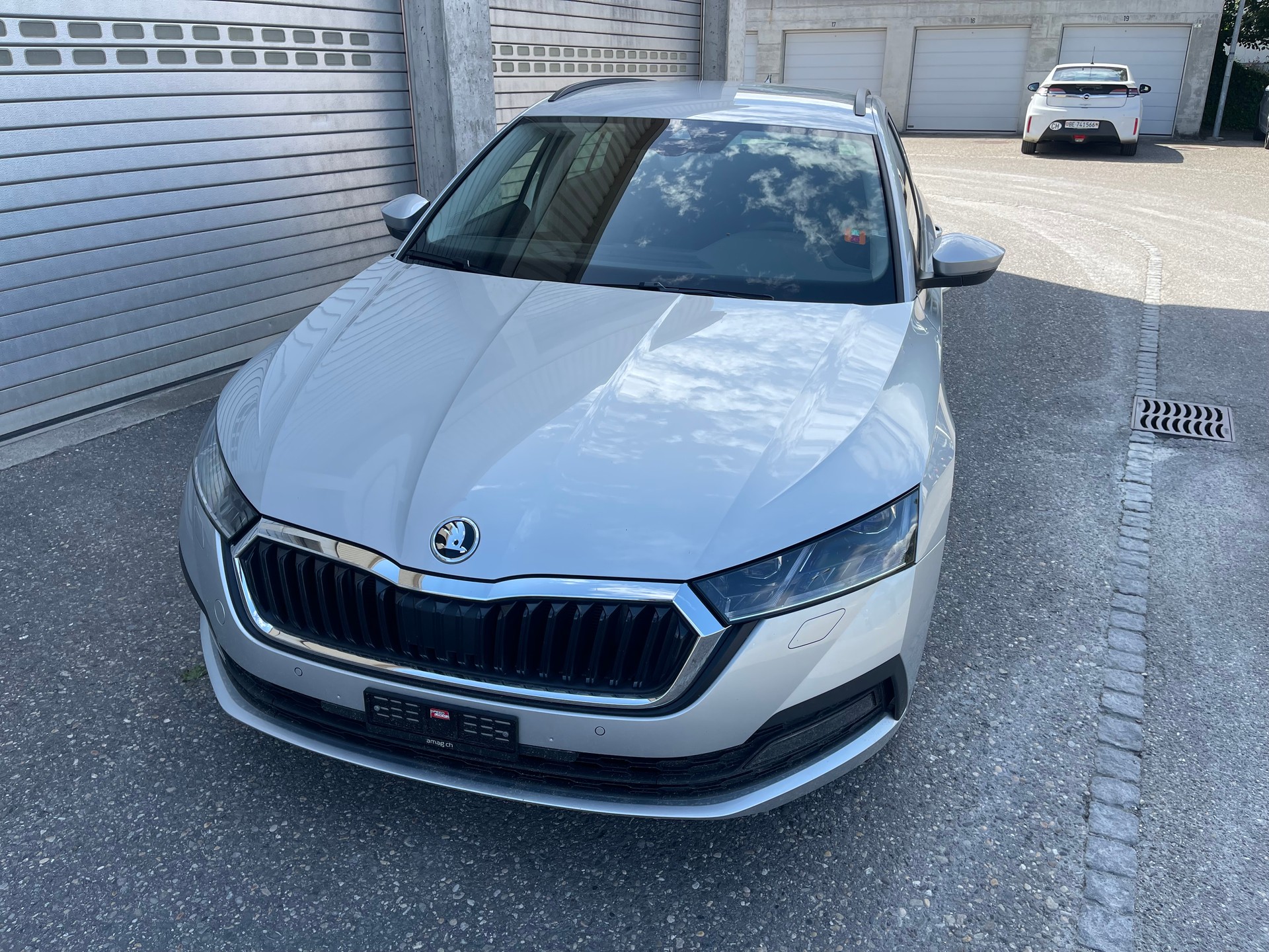 SKODA Octavia Combi 2.0 TDI DSG Ambition 4x4 !!! Topausstattung !!!!!!