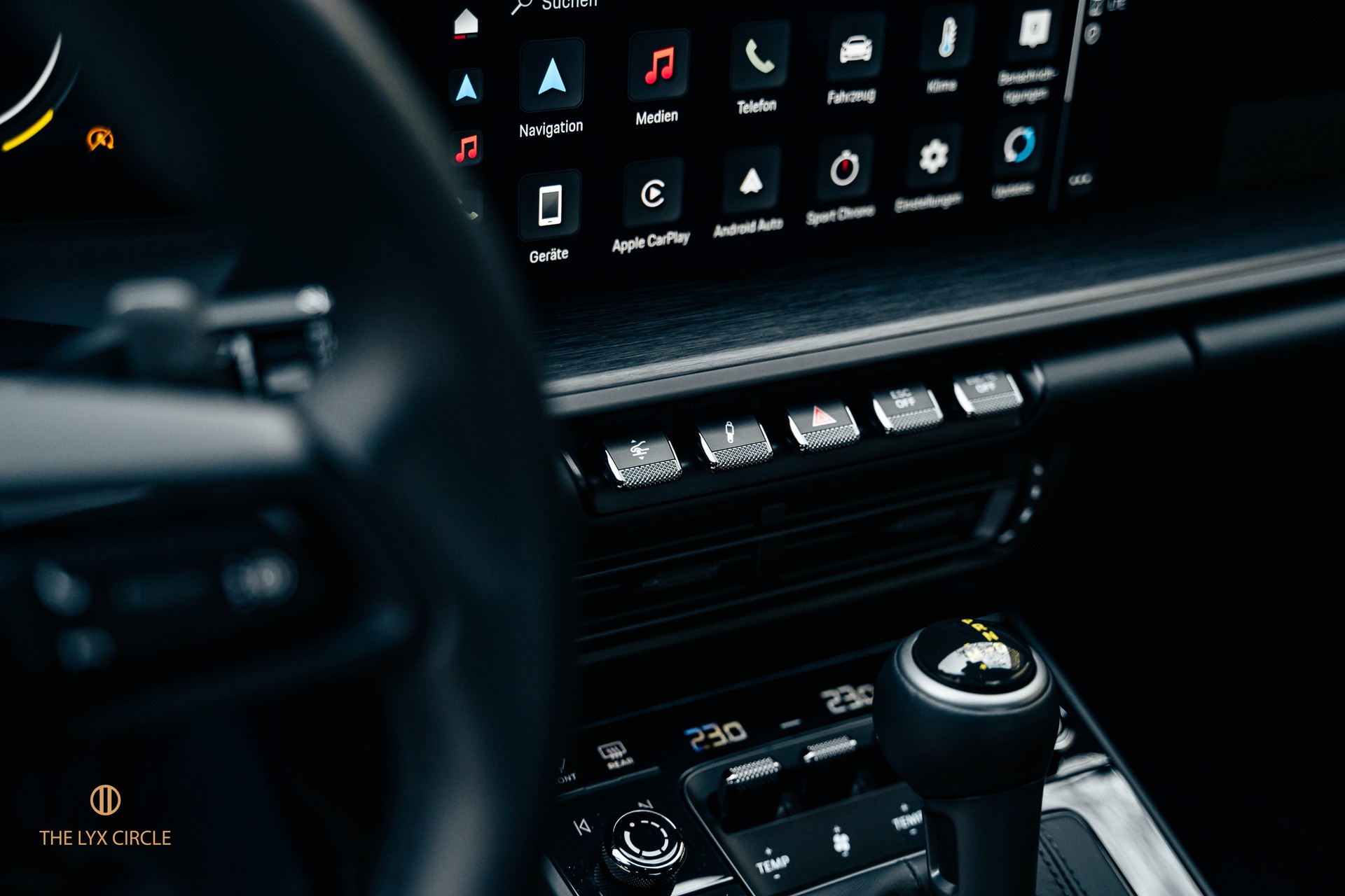 PORSCHE 911 GT3 Touring PDK-image-13