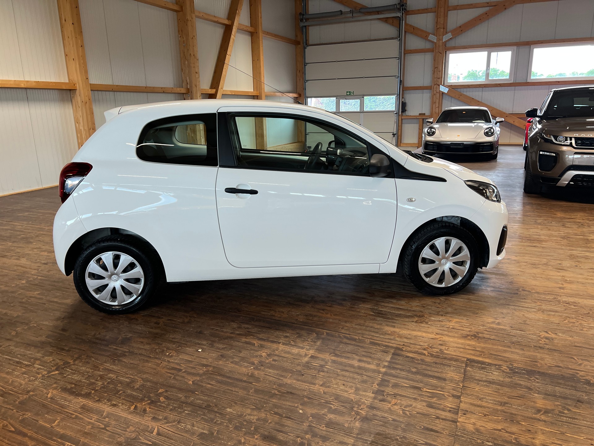 PEUGEOT 108 1.0 VTi Like-showroom-element-3
