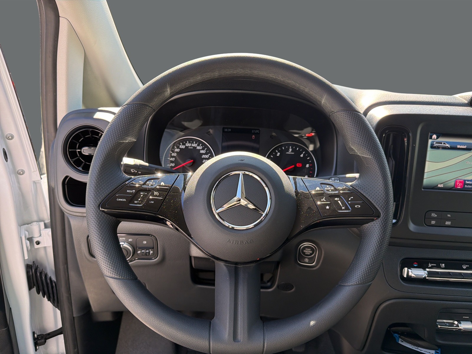 MERCEDES-BENZ Vito 114 CDI Lang Pro 9G-Tronic 4M-image-9