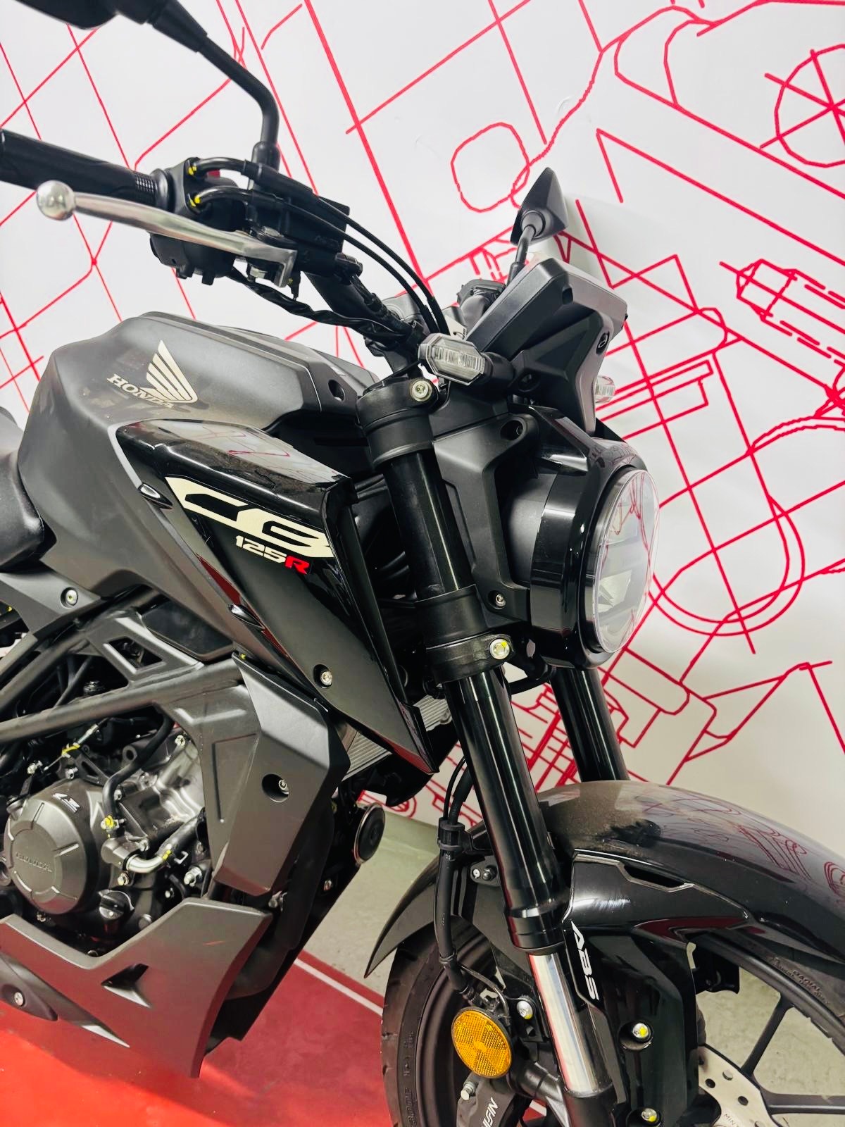 HONDA CB 125 R-image-3
