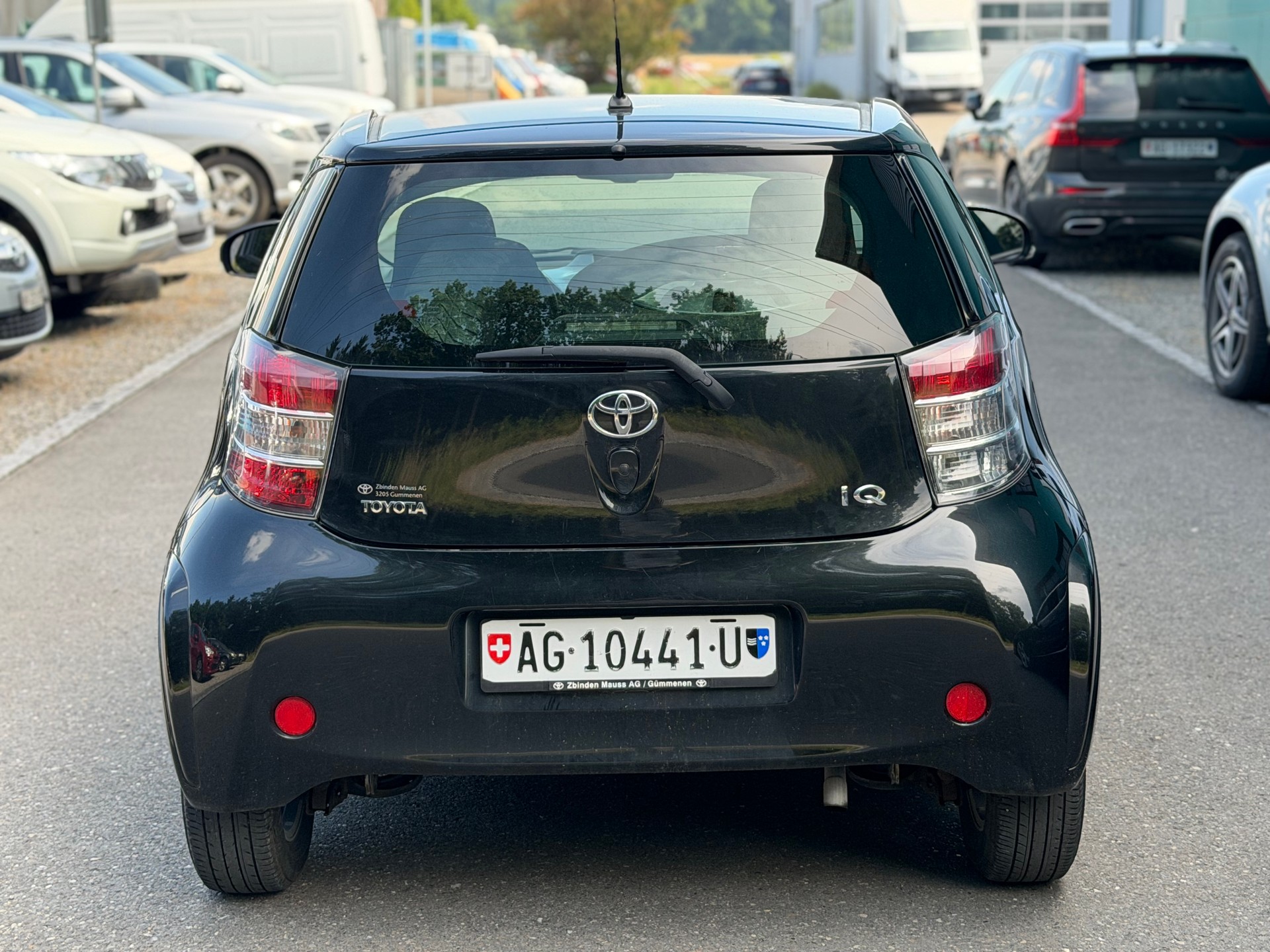 TOYOTA iQ2 1.0 VVT-i-image-4