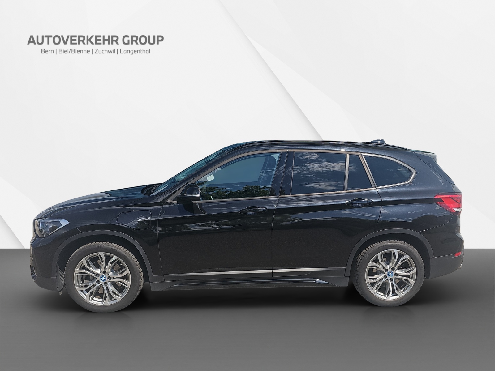 BMW X1 xDr 25e Sport L. Fleet-showroom-element-2