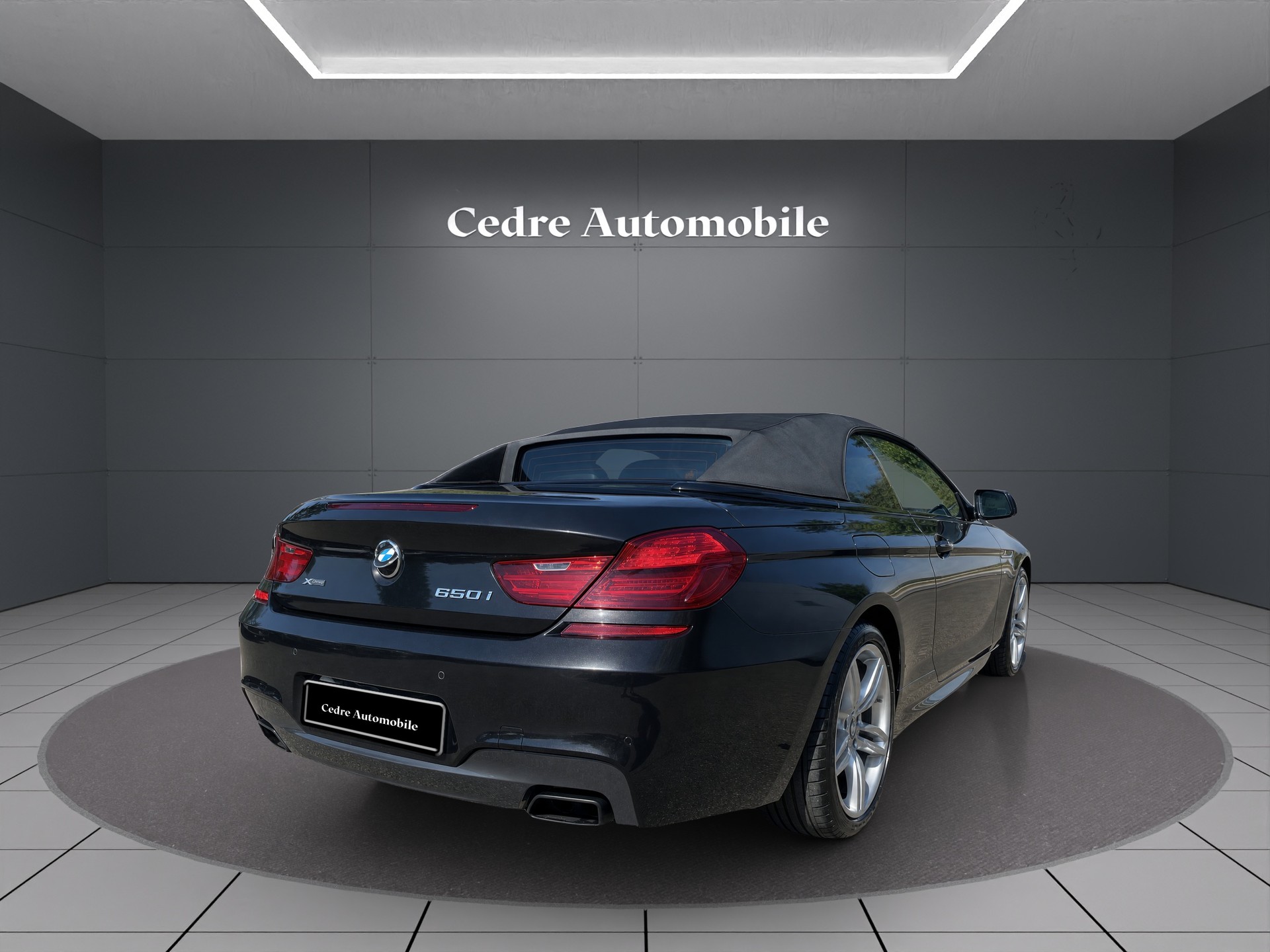 BMW 650i Cabrio xDrive Sport Edition-image-4