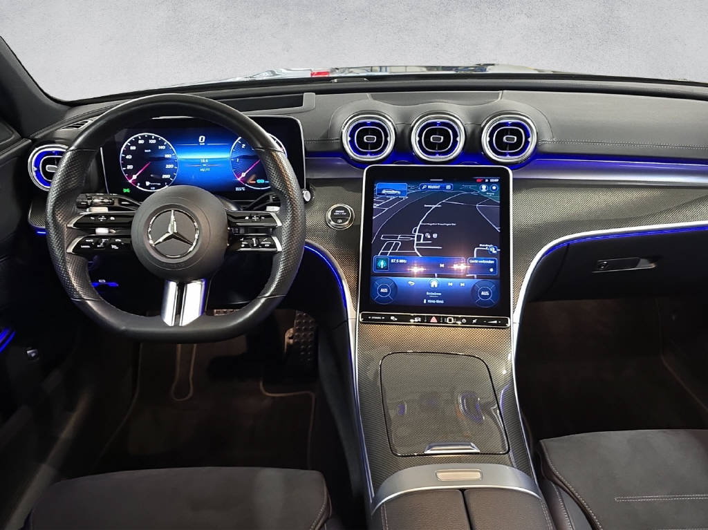 MERCEDES-BENZ C 220 d AMG Line 4Matic Swiss Star T-Modell-image-13