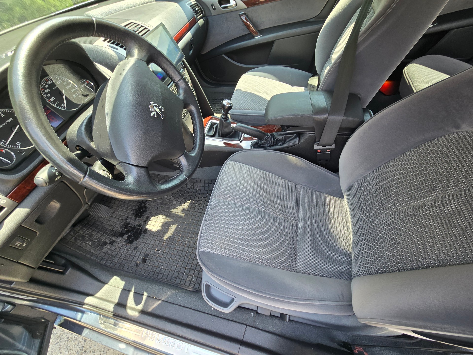 PEUGEOT 407 2.2 ST Executive-image-3