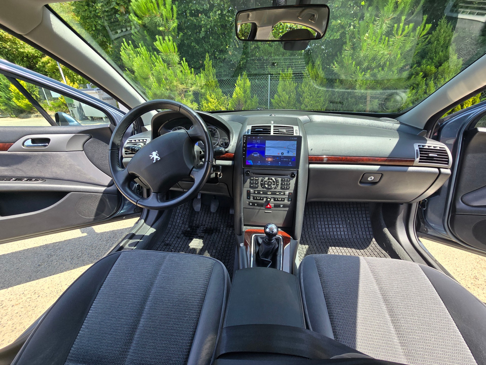 PEUGEOT 407 2.2 ST Executive-image-6