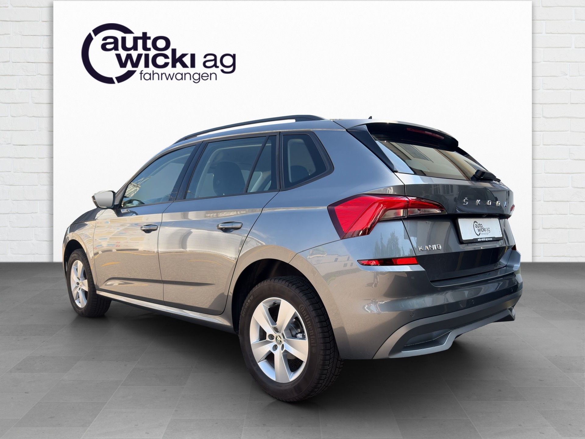 SKODA Kamiq 1.0 TSI Ambition DSG-showroom-element-1