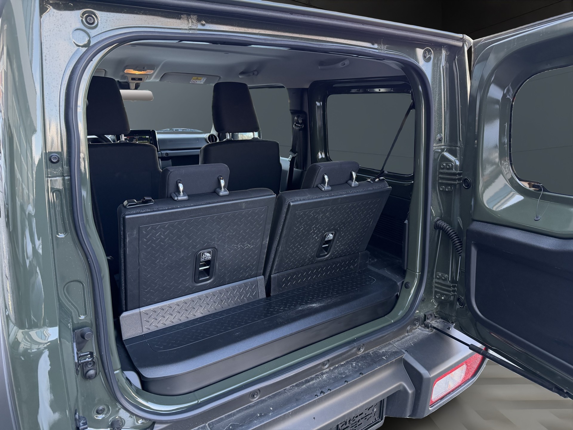 SUZUKI Jimny 1.5 Compact+ 4x4 AUT-showroom-element-2