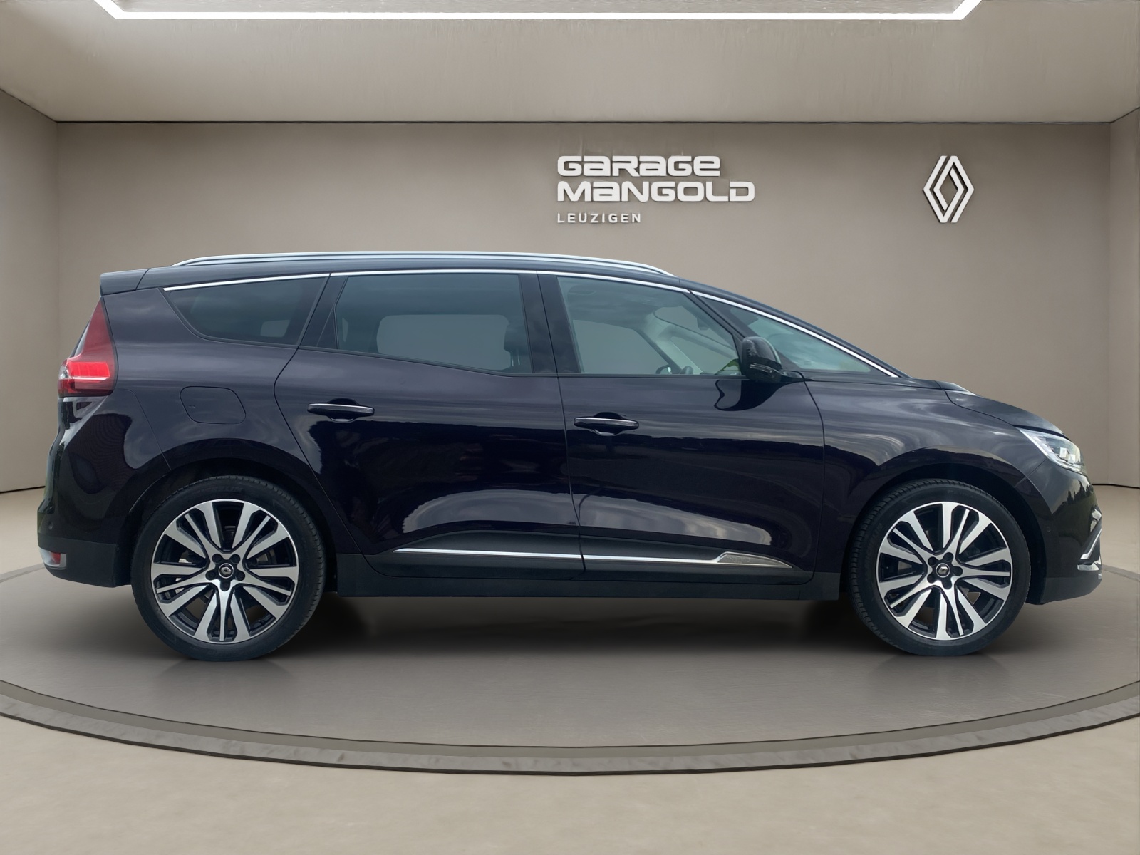 RENAULT Grand Scénic 1.3 16V Turbo Initiale Paris EDC-image-5